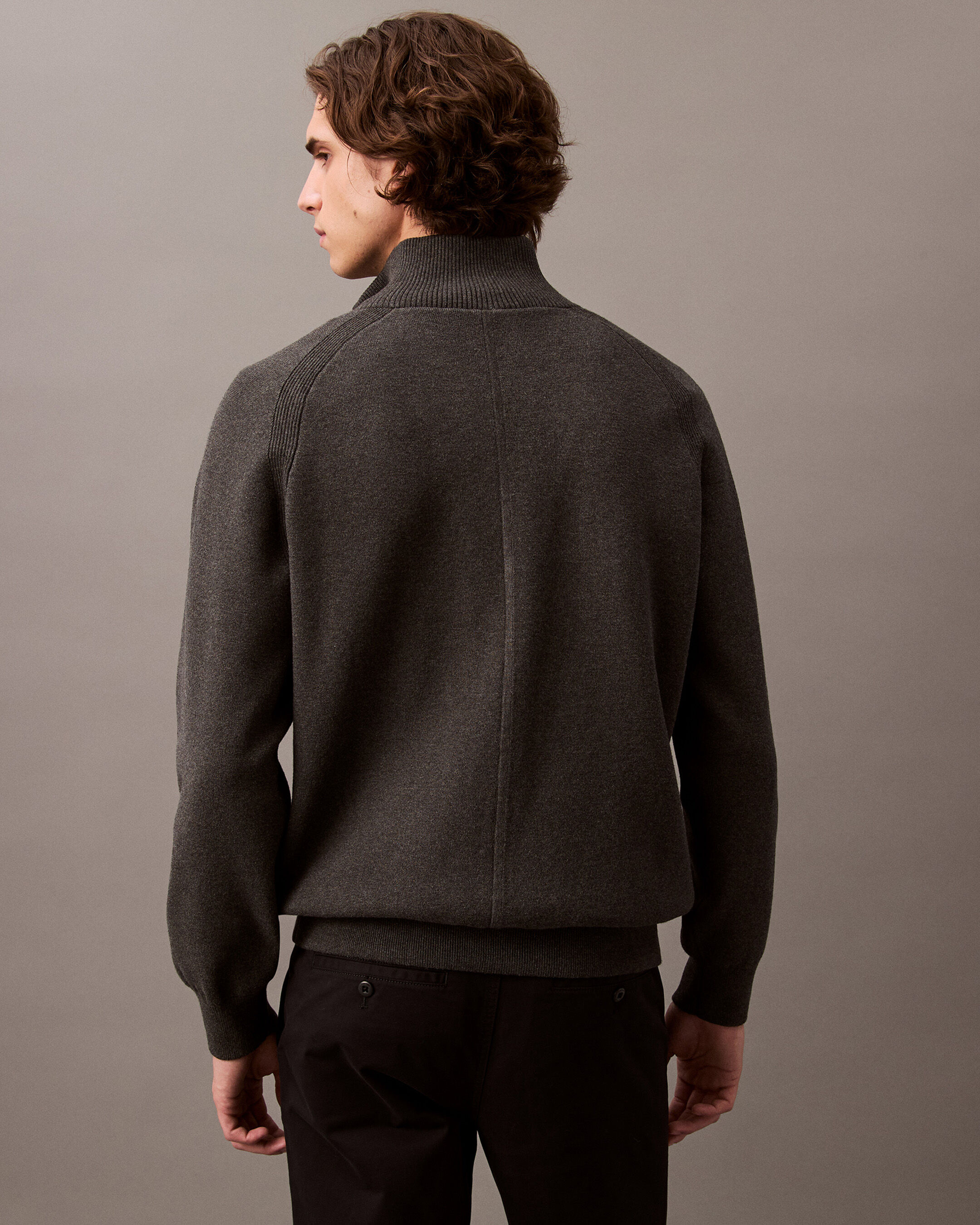 Tech Knit Quarter Zip Sweater | grey | Calvin Klein Taiwan