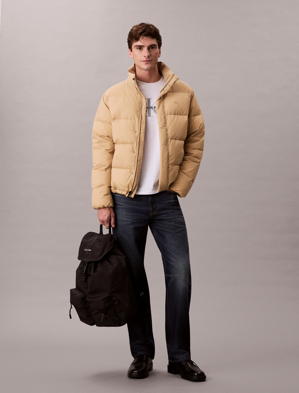 尼龍 Monogram 標誌翻蓋後背包, Black, hi-res