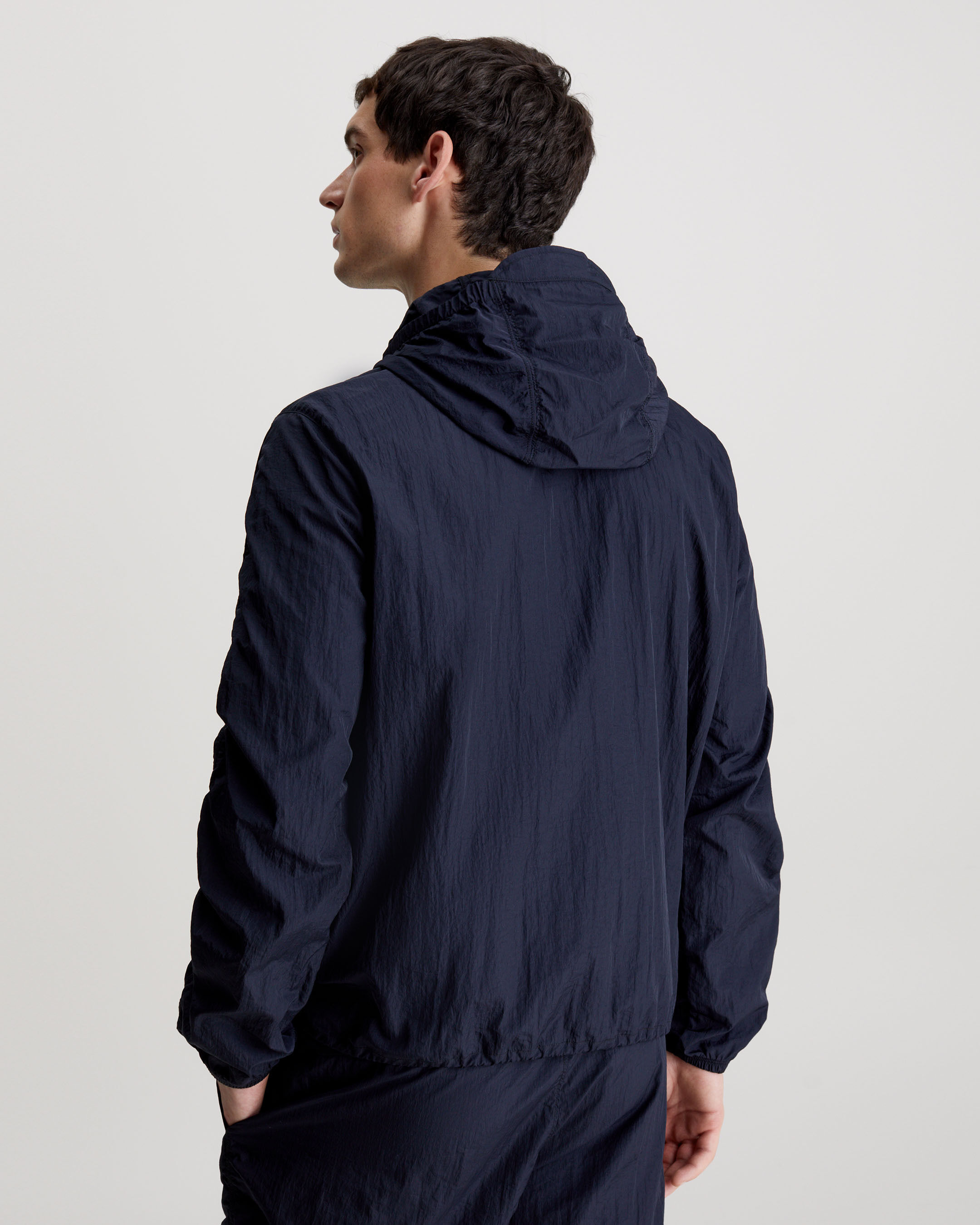Calvin klein windbreaker store jacket with block logo