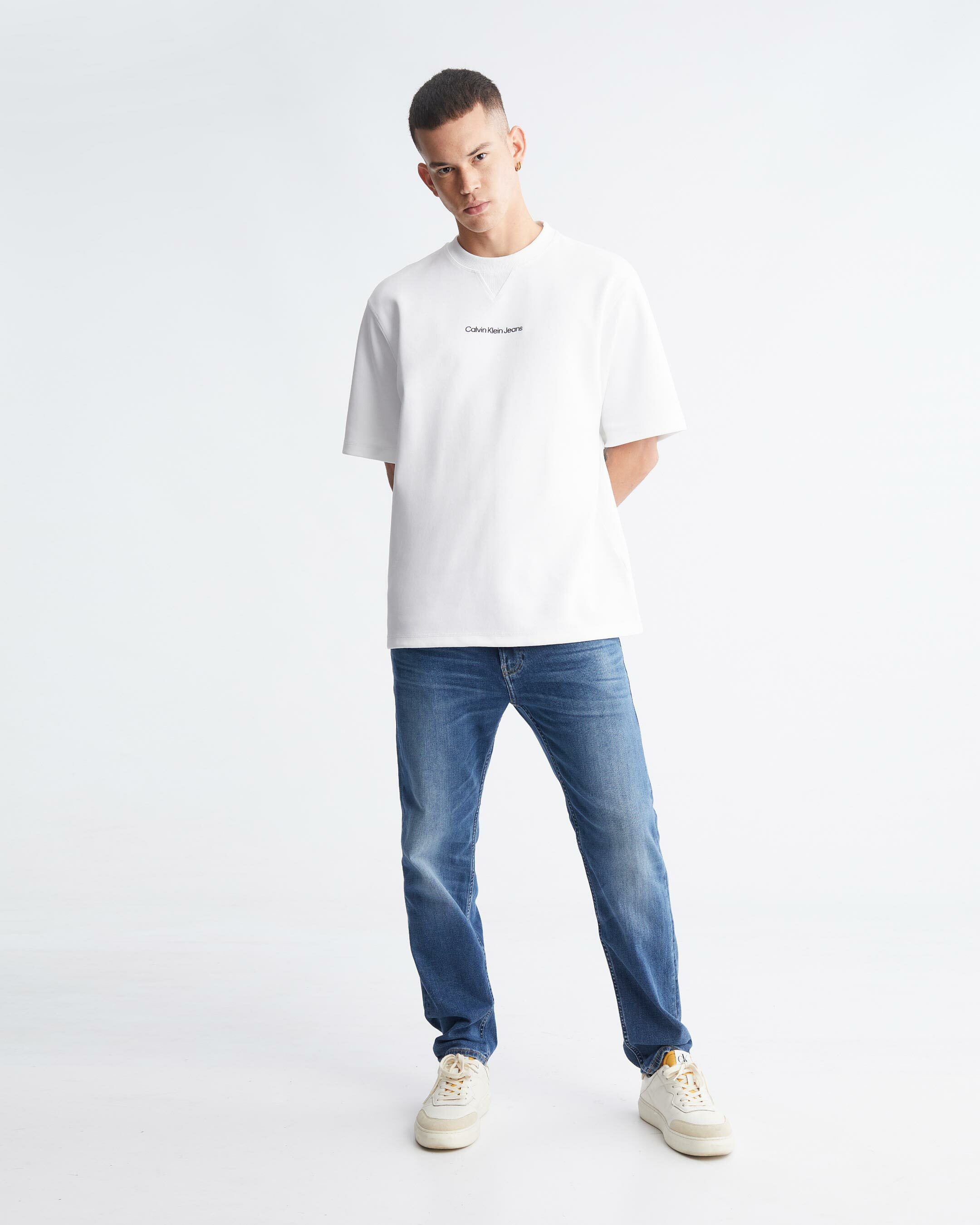 Calvin klein jeans new arrivals institutional logo sweatshirt