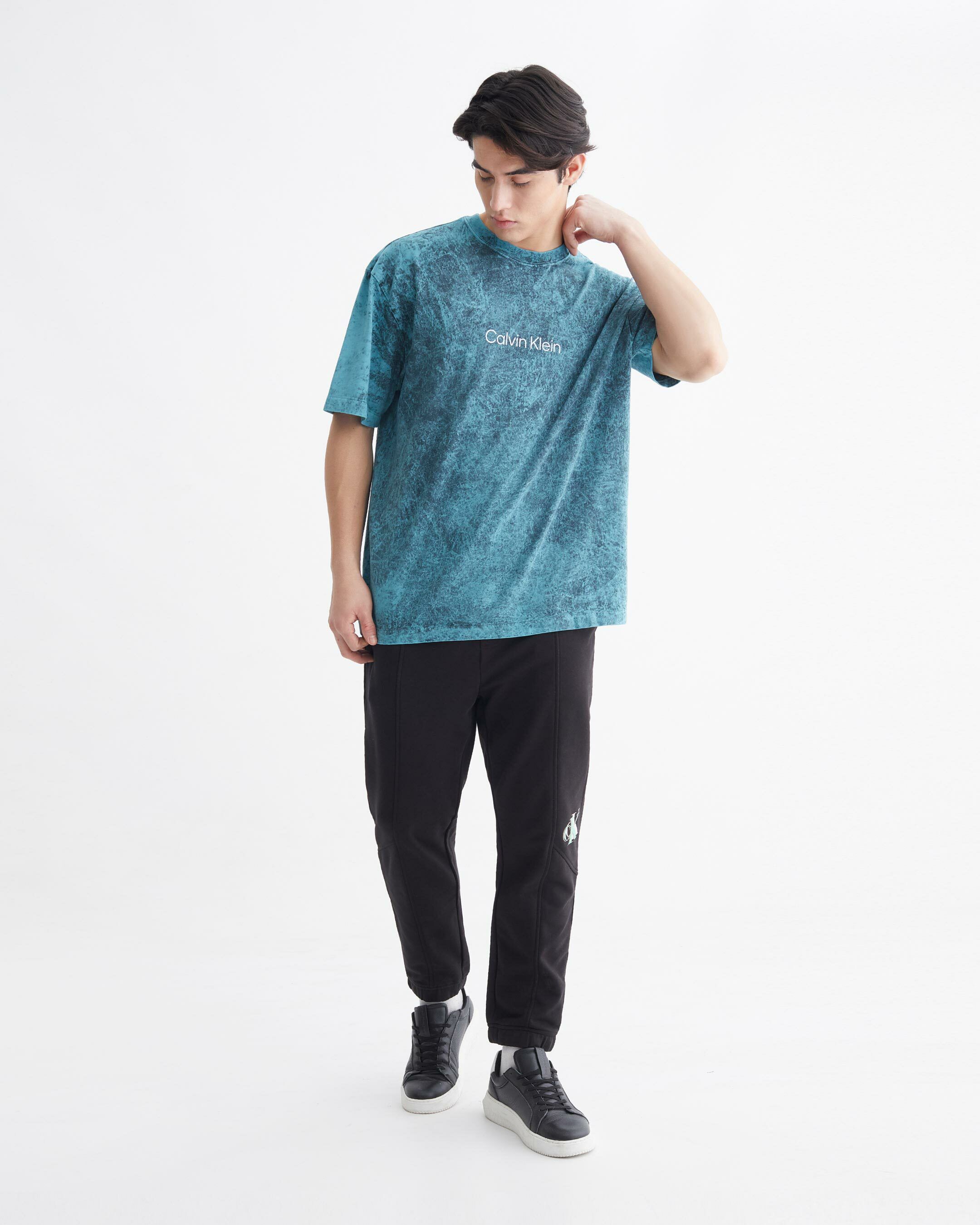 Calvin klein monogram best sale sweatpants