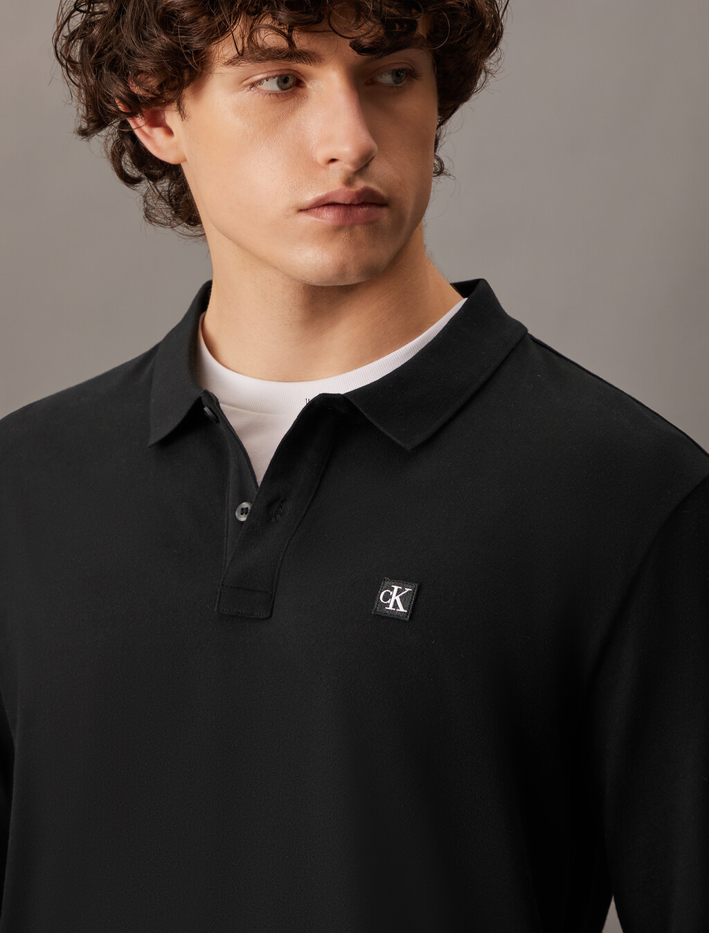 CK 徽章標準版型 Polo 衫, Ck Black, hi-res