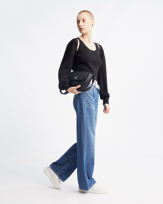 CKJ MINIMAL MONOGRAM 馬鞍包