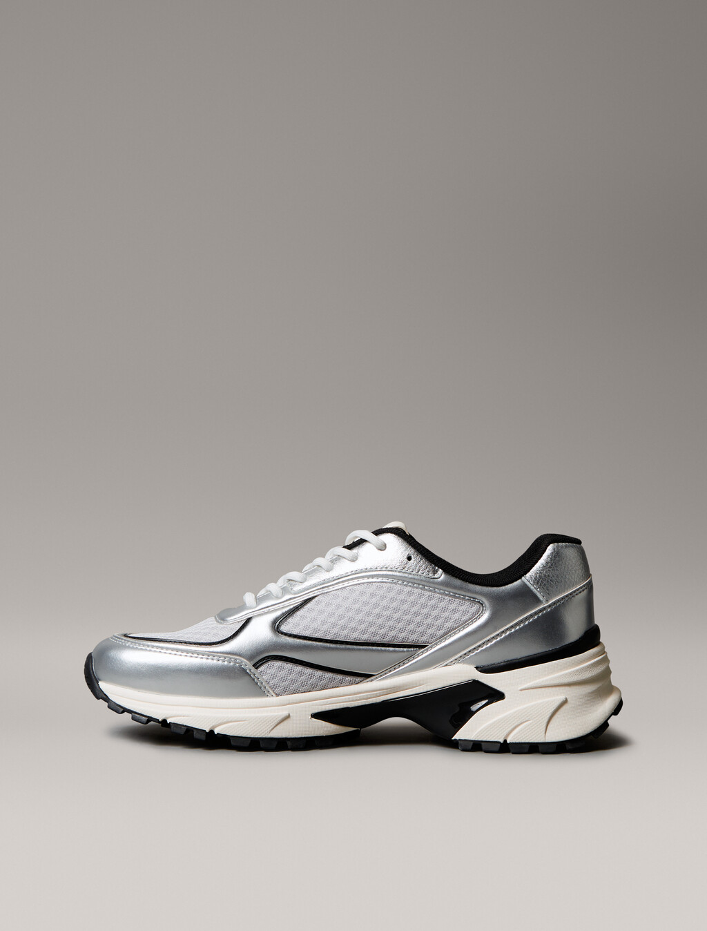 Trailblazer &mdash; Mesh Mix Runner Trainers, Silver/Black/Marshmallow, hi-res