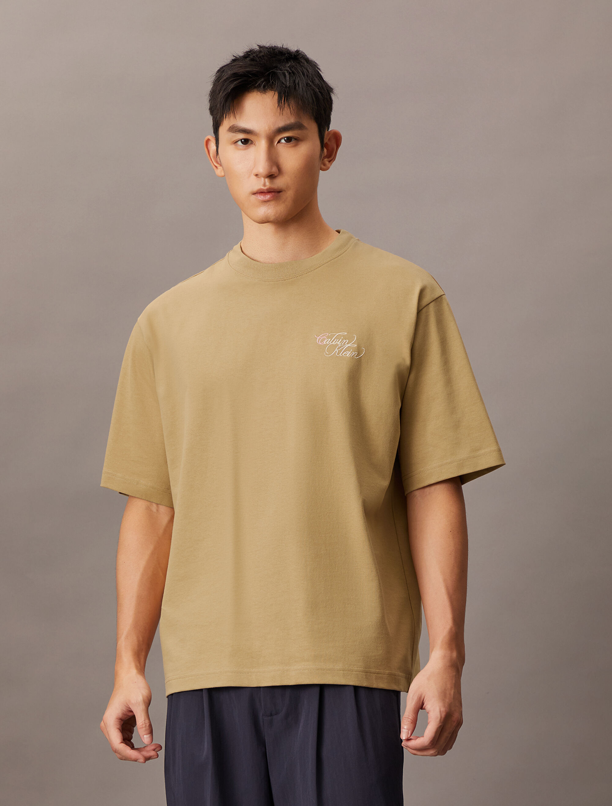 トップス 700fill Embroidered Small Payment Logo t packshot_front_TT052-21-