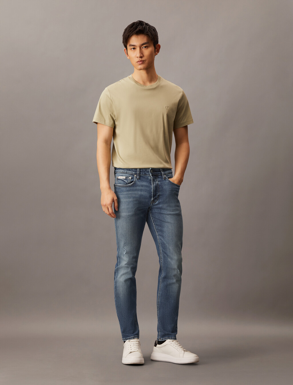 水洗修身牛仔褲, FADED CK BLUE, hi-res