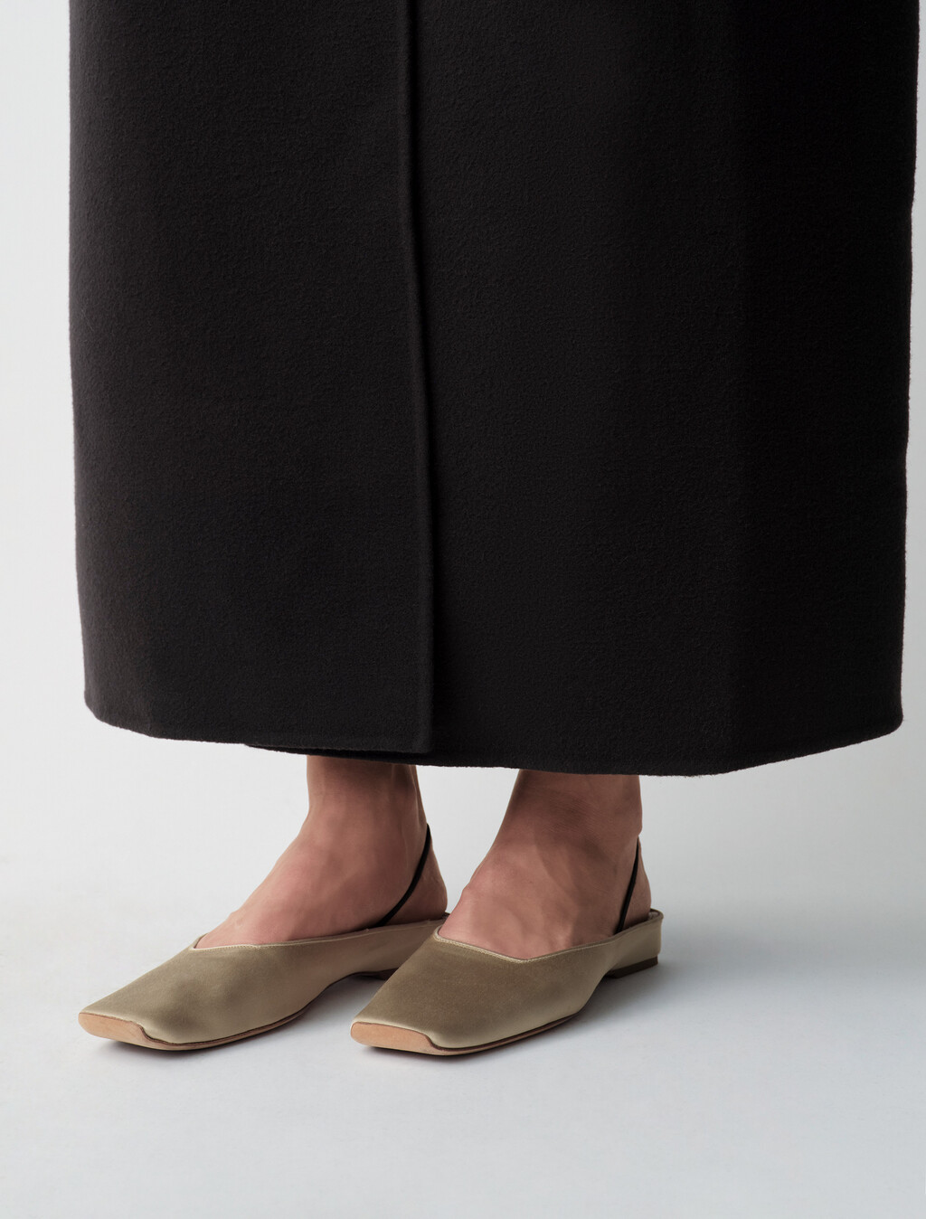 Kate緞面絲質芭蕾平底鞋, Parchment, hi-res