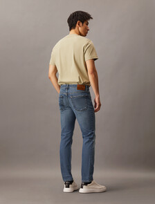 水洗修身牛仔褲, FADED CK BLUE, hi-res