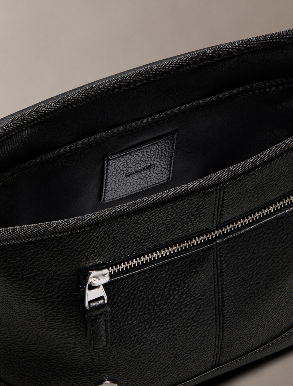 Pebbled Signature Logo Messenger Bag, Black, hi-res
