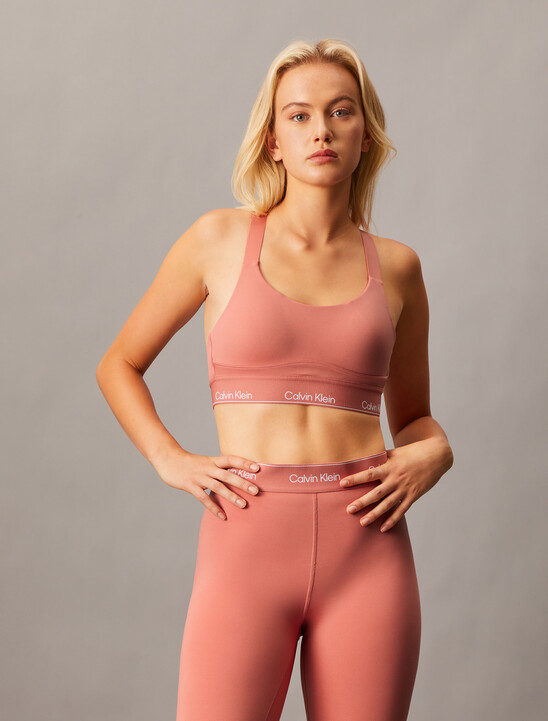 Essentials Modern Sport 高度承托胸罩