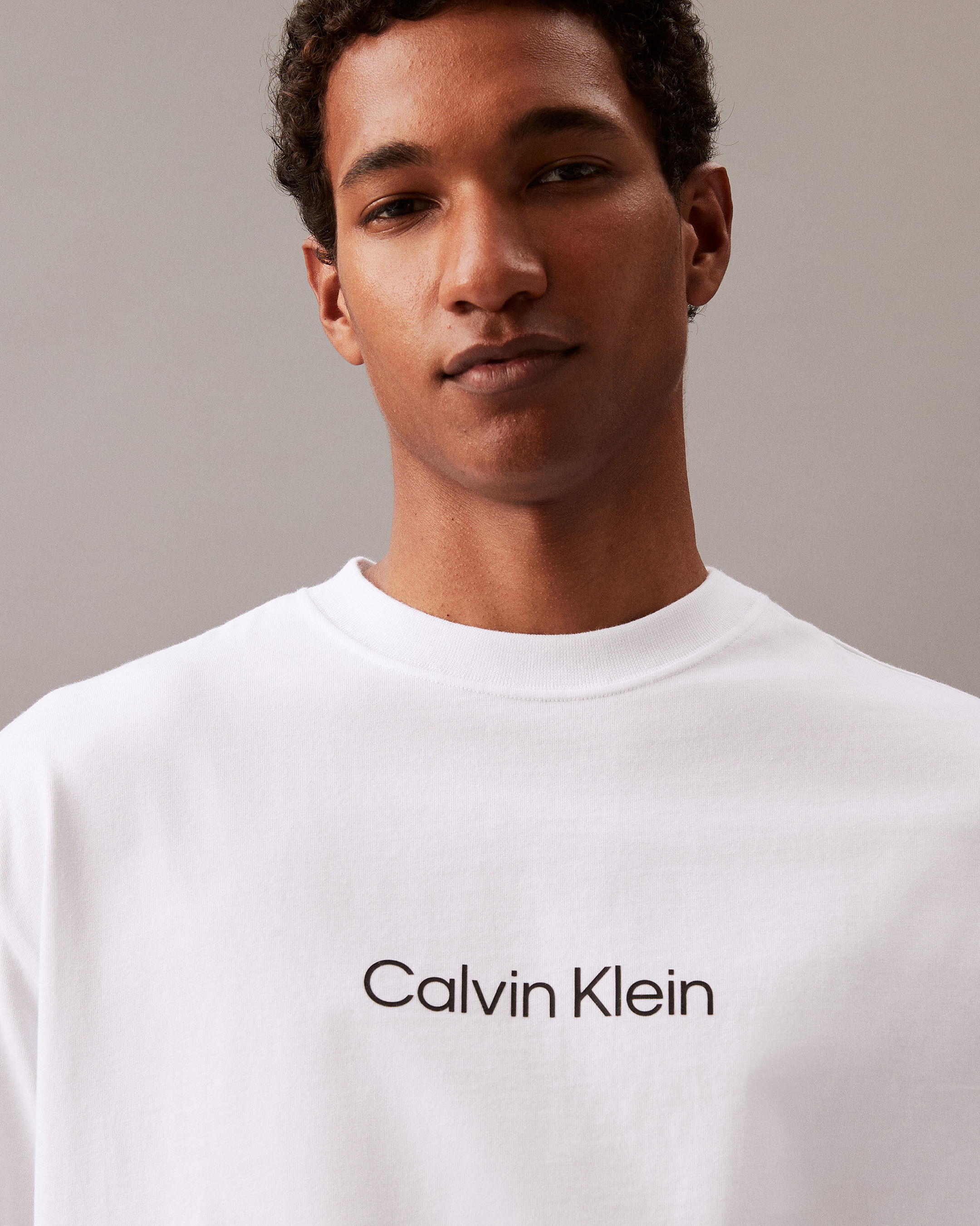 Calvin Logo Crew Neck Tee | white | Calvin Klein Taiwan