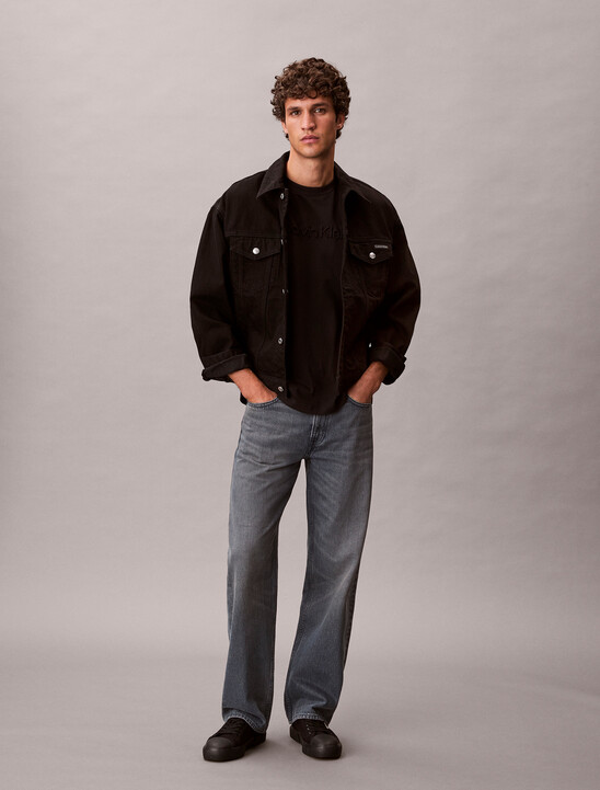 寬版壓花標誌 T 恤