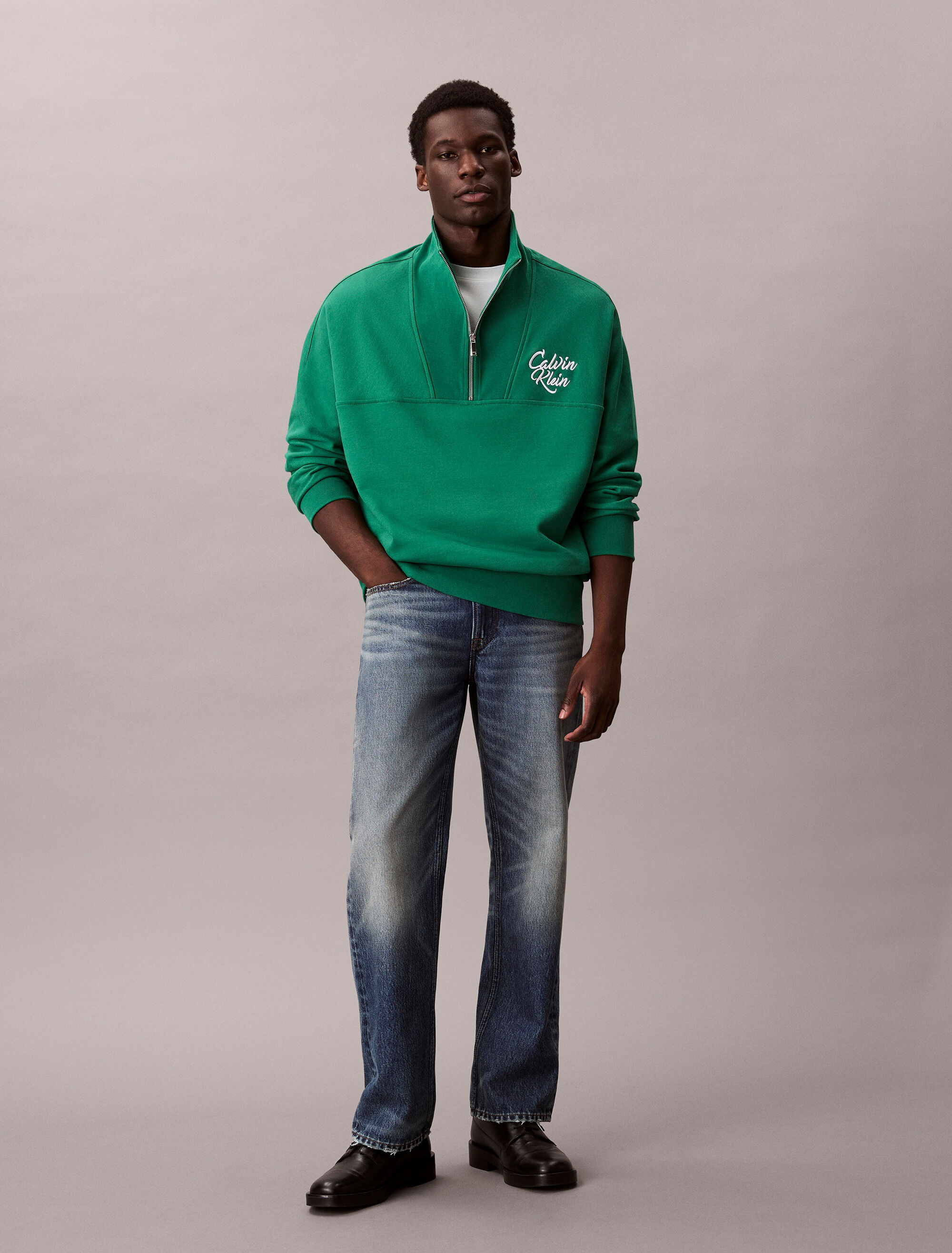 Premium Fleece Relaxed Quarter Zip Sweatshirt | green | Calvin