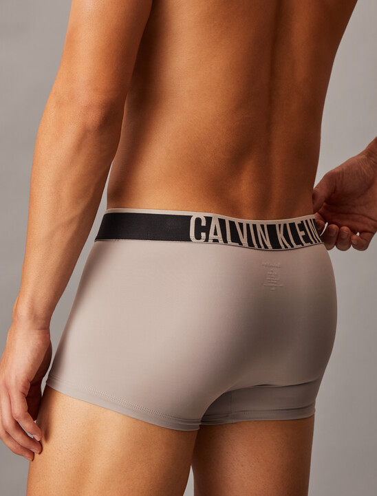 Intense Power Ultra Cooling Trunks