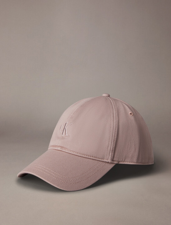 同色調 Monogram 棒球帽
