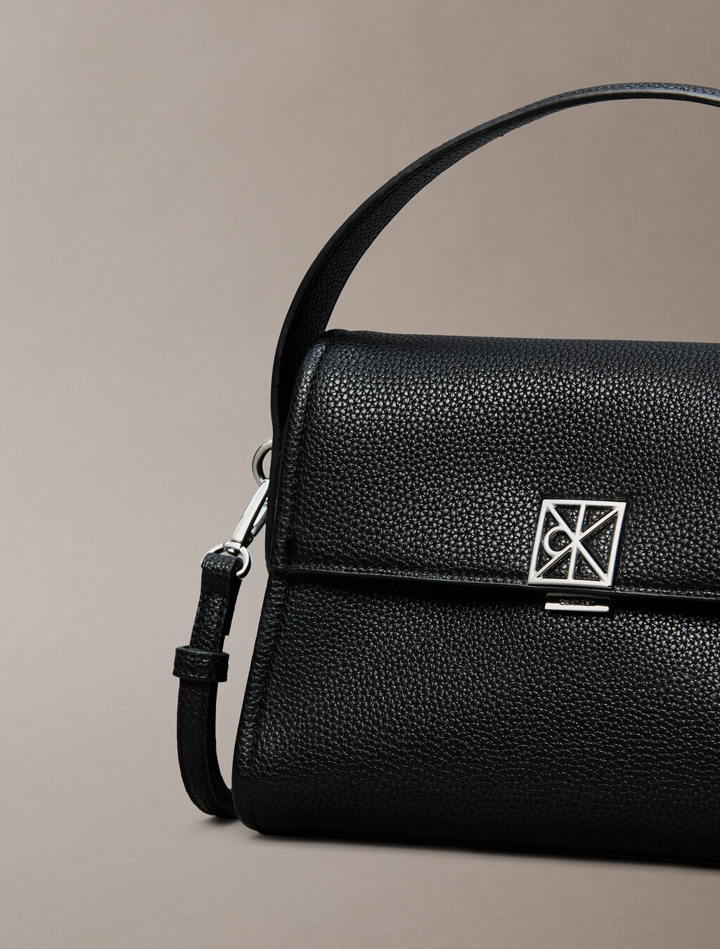 顆粒紋理肩背包, Black, hi-res