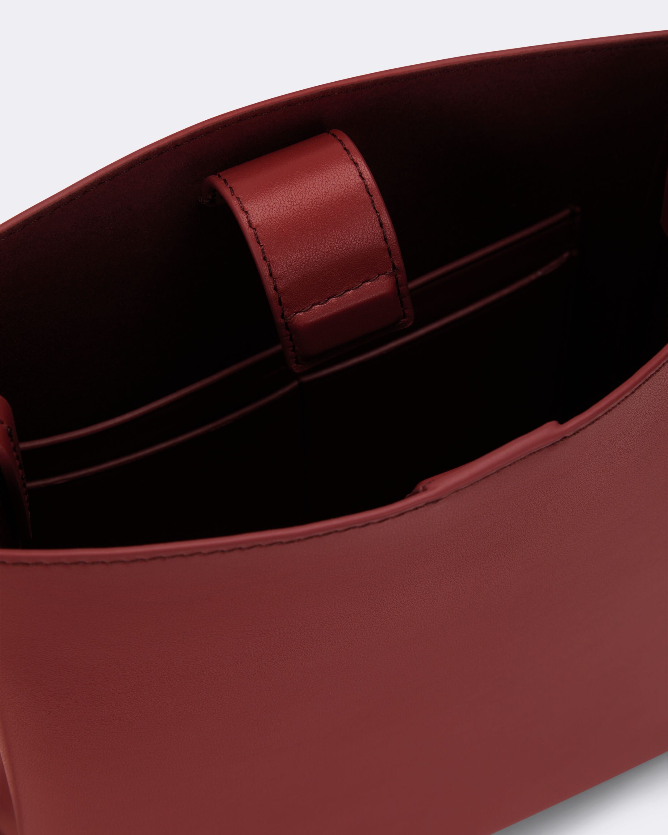 Calvin klein leather handbags outlet