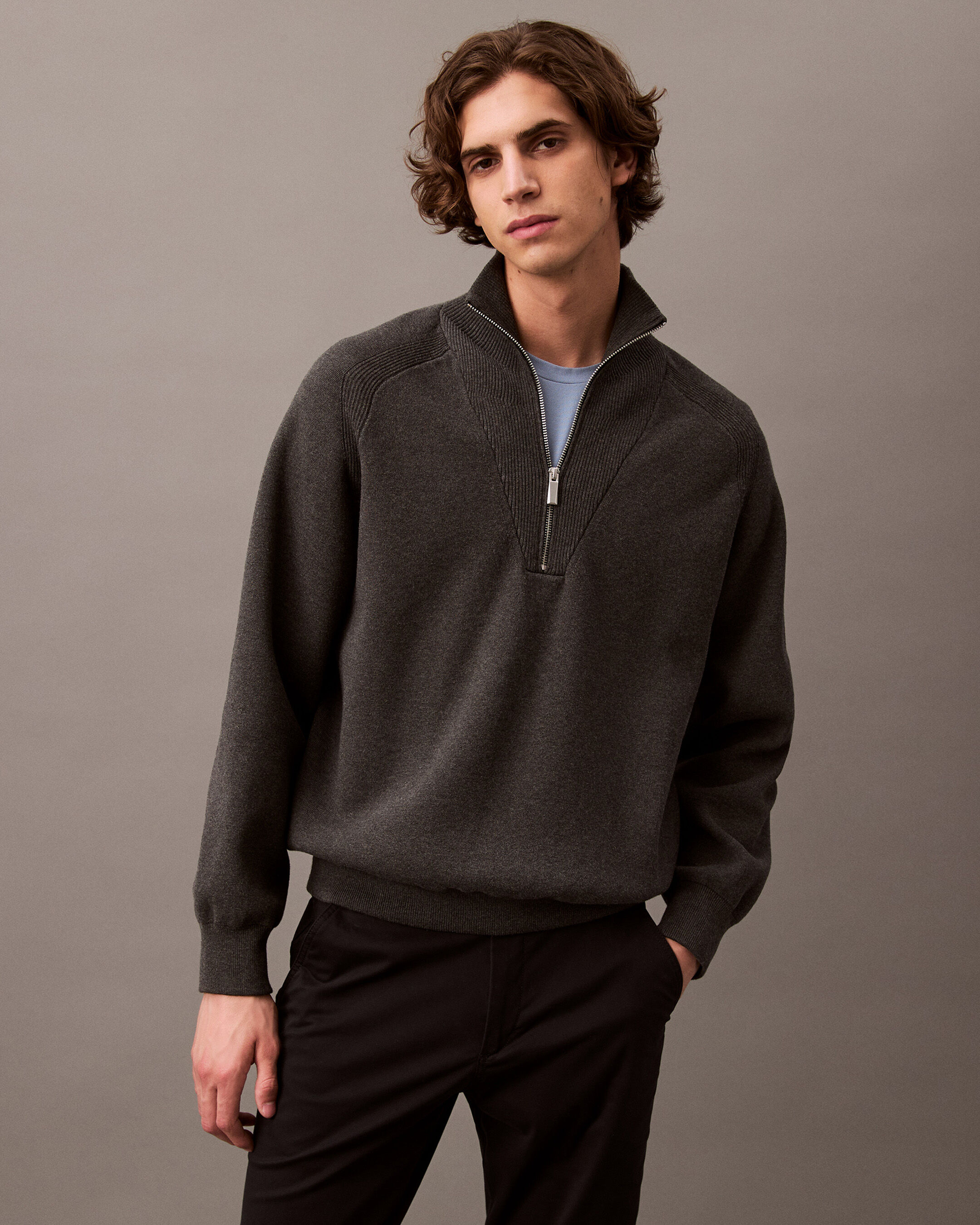 Tech Knit Quarter Zip Sweater | grey | Calvin Klein Taiwan