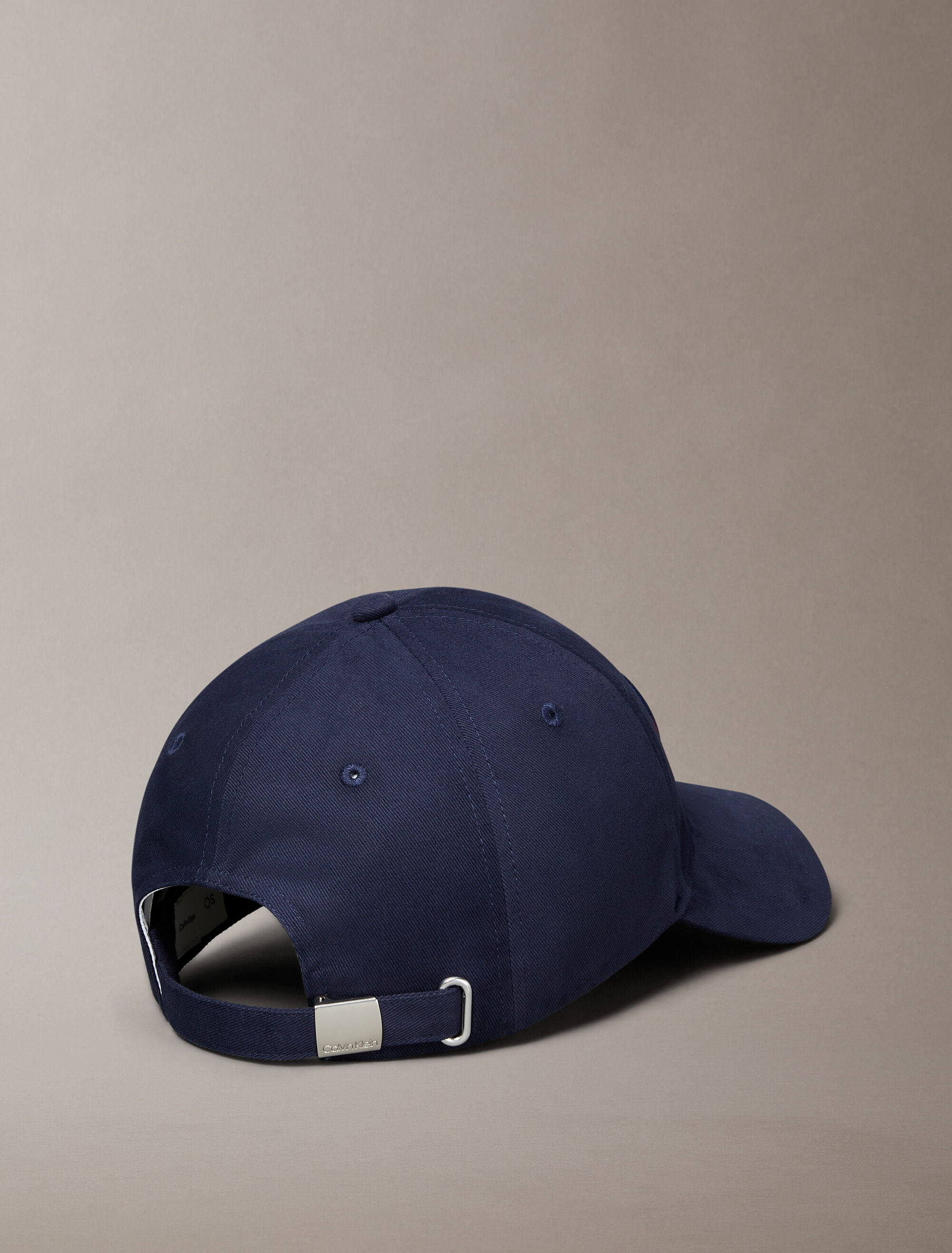 Caps + Hats | Calvin Klein Taiwan