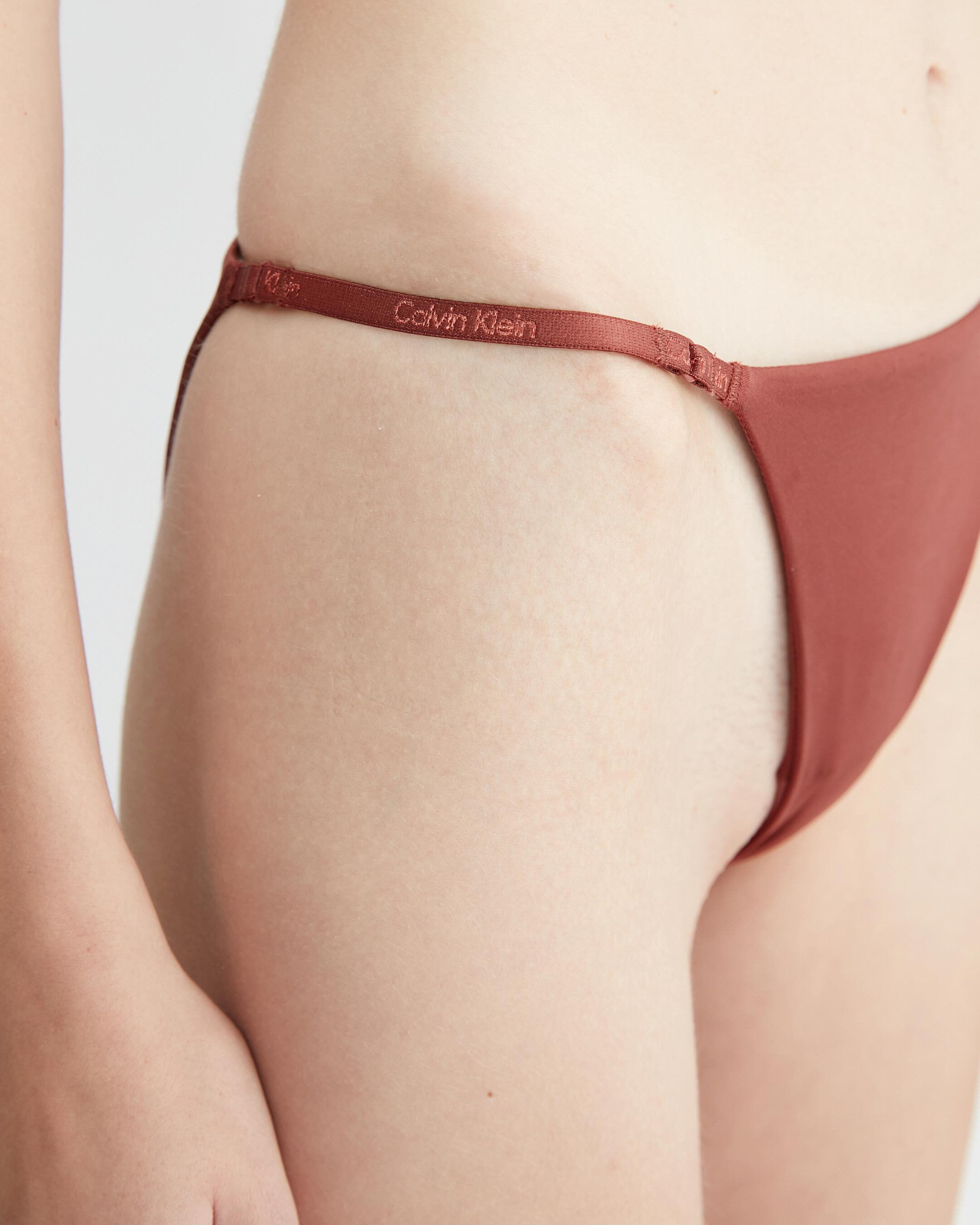 Form To Body High Leg Tanga red Calvin Klein Taiwan