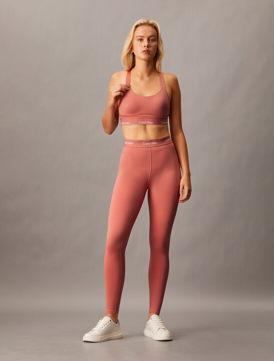 Essentials Modern Sport 高度承托胸罩