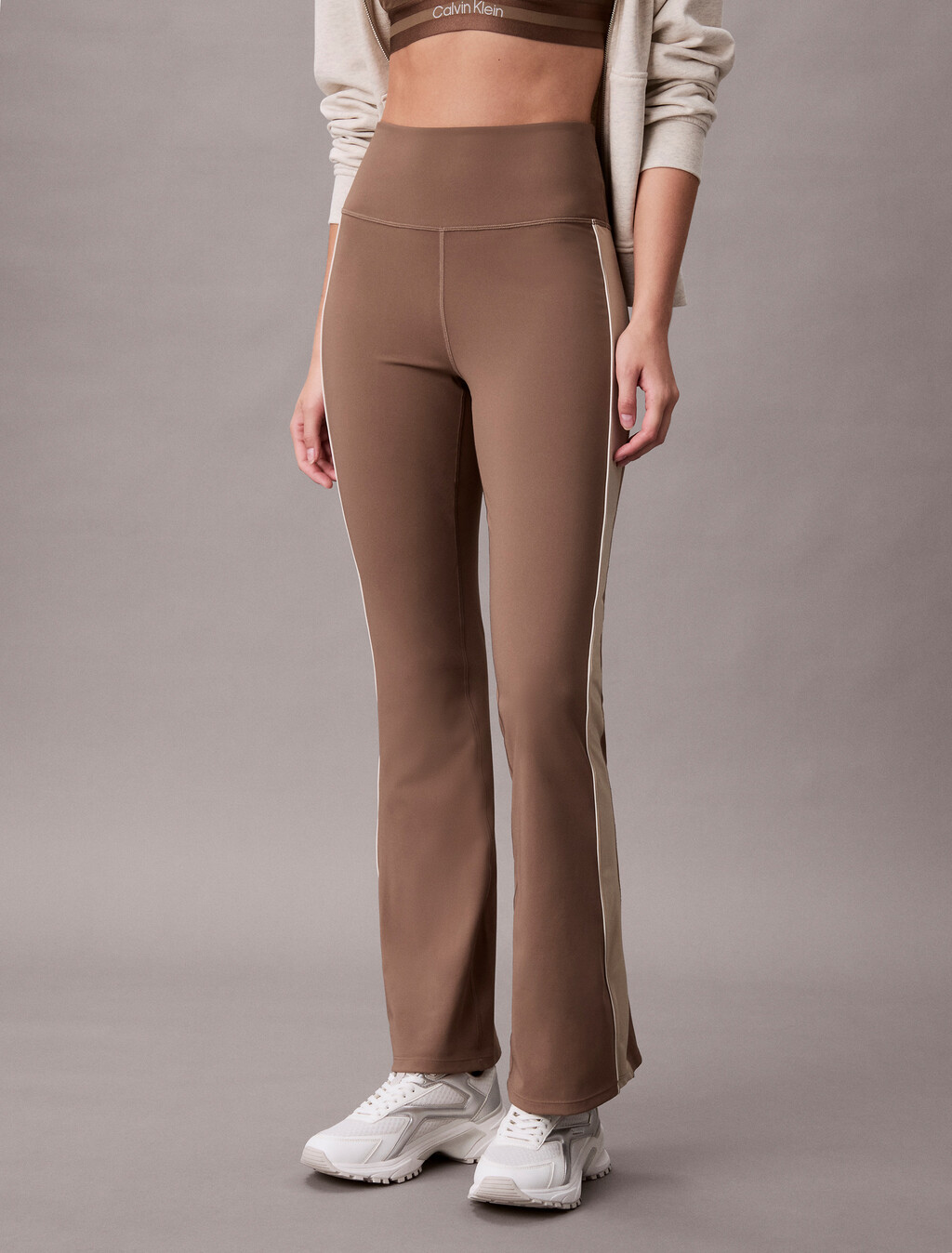 Shine Stripe Flared Leggings, Shitake, hi-res
