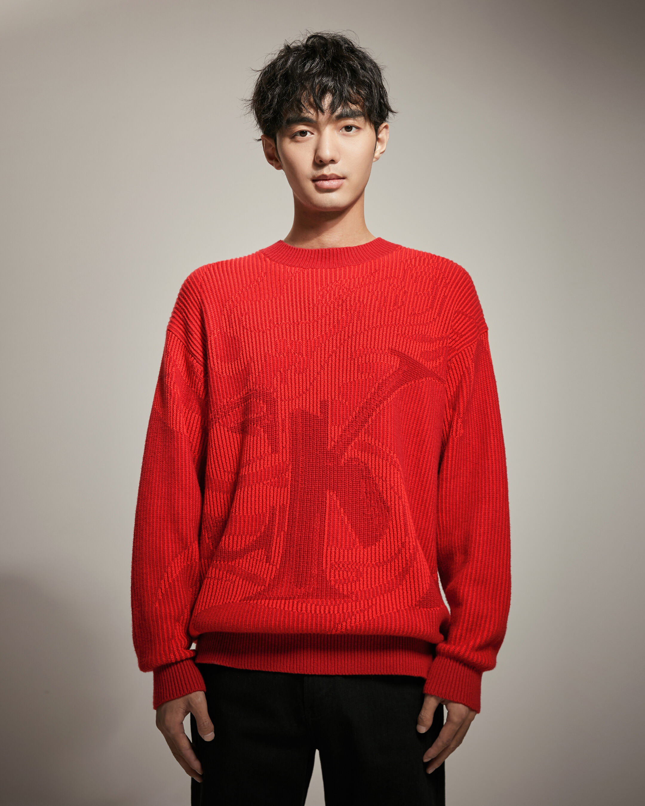 Chinese dragon sweater shop