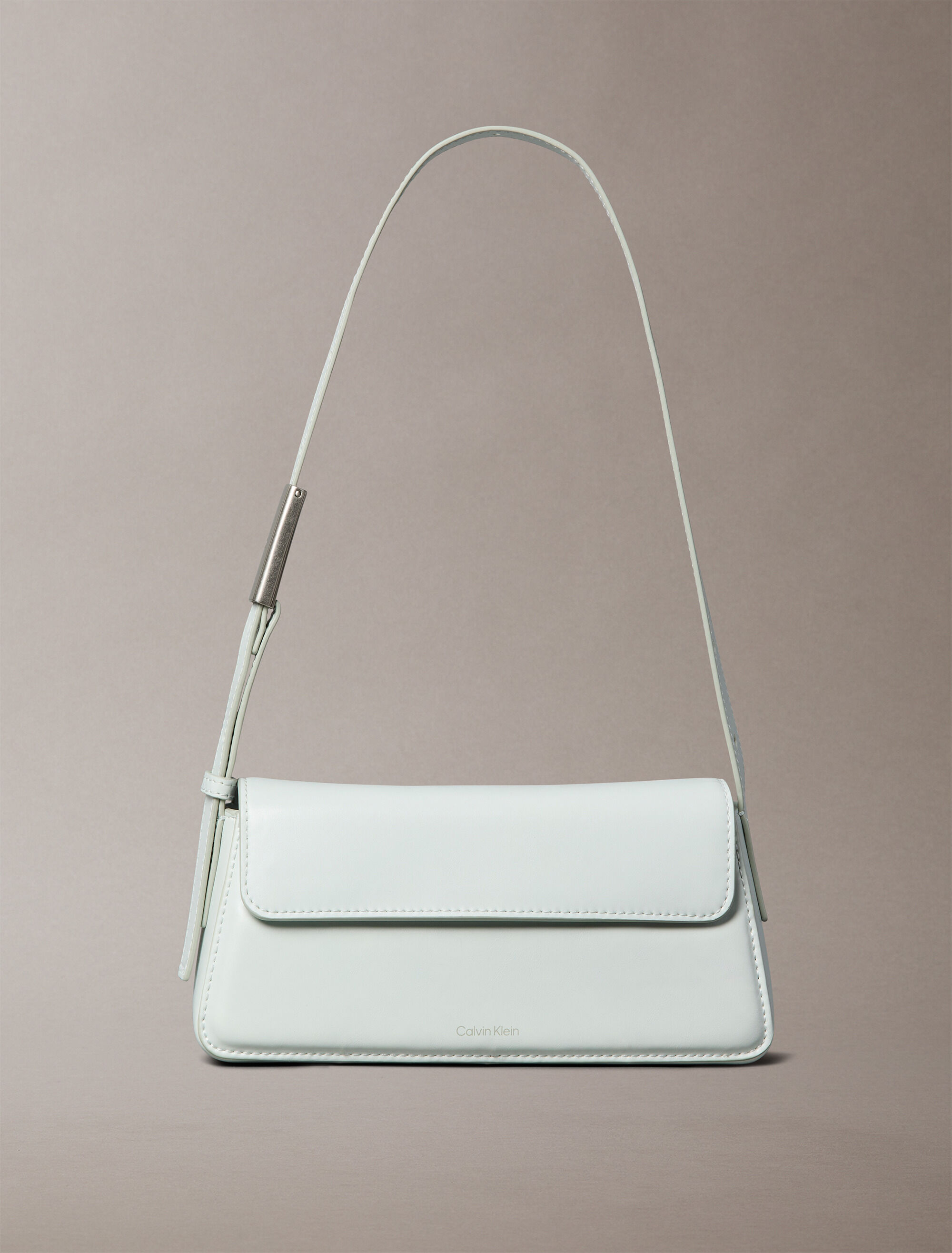 ハンドバッグ   Women's CKJ Drawstring Shoulder Bag Ivory 4K302 Drawstring Crossbody Bag | Calvin Klein