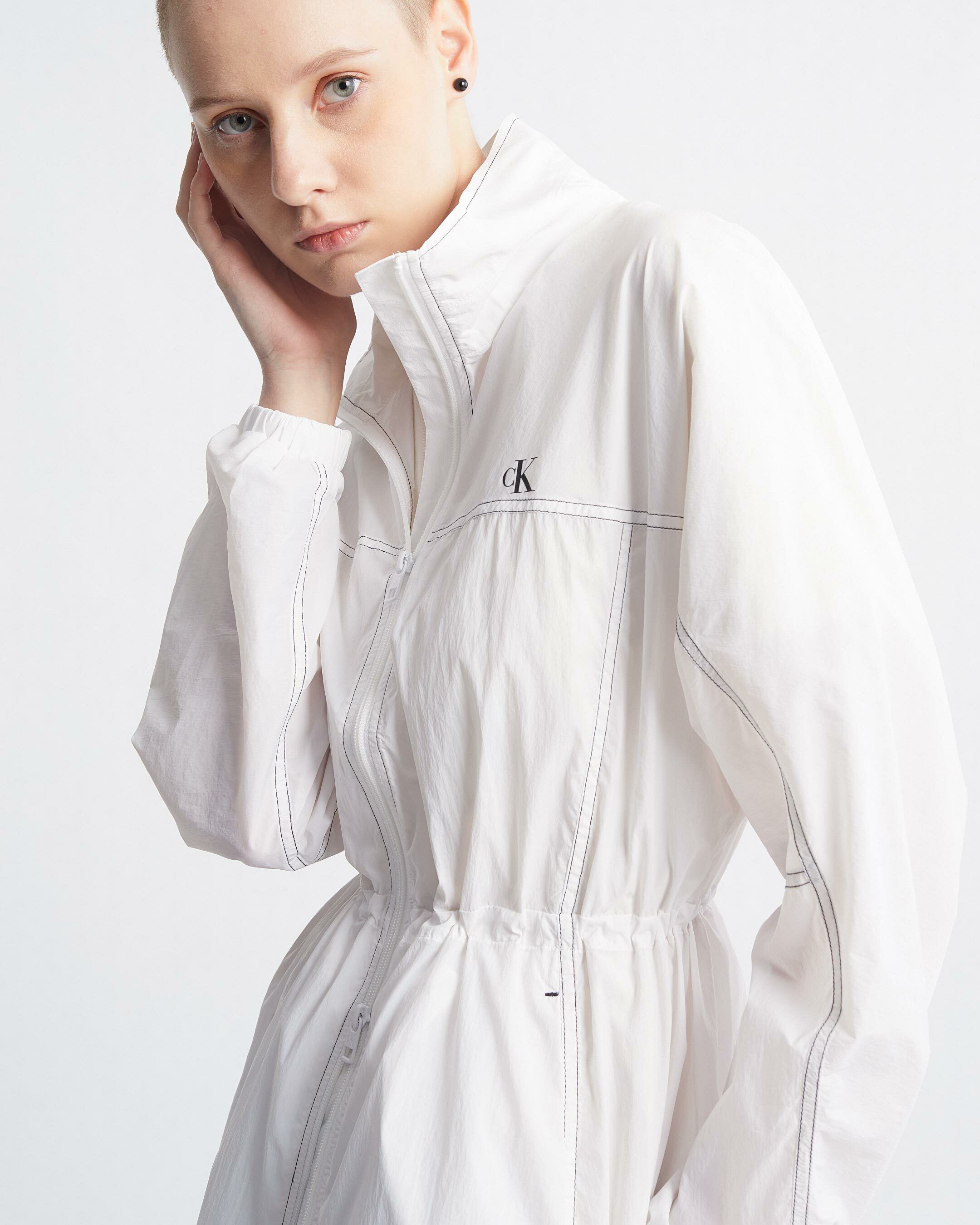 Bright windbreaker online