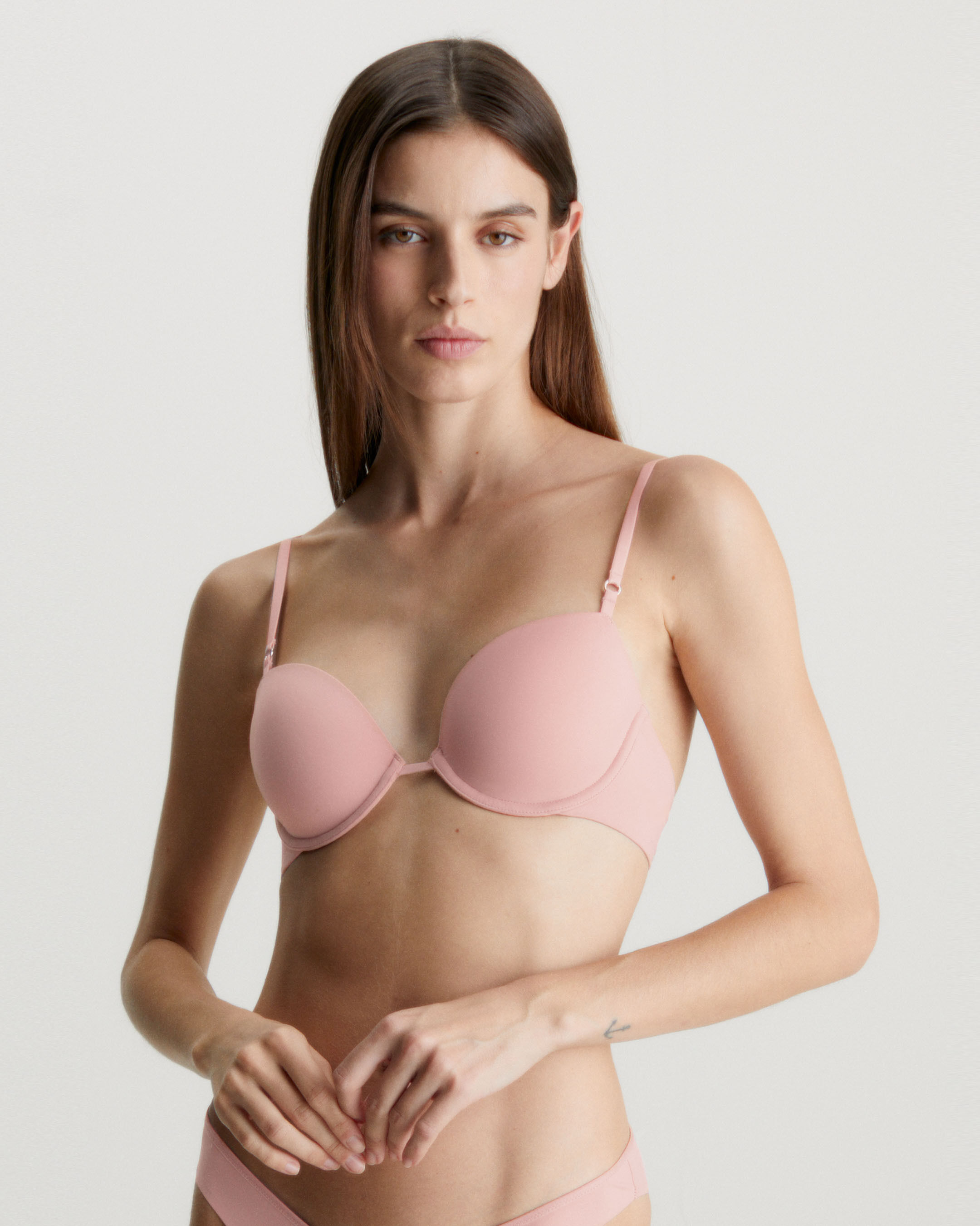 Calvin klein demi 2025 t shirt bra