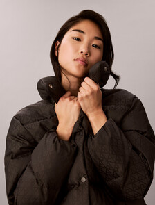 標誌羽絨外套, Black CK Emblem Jacquard, hi-res