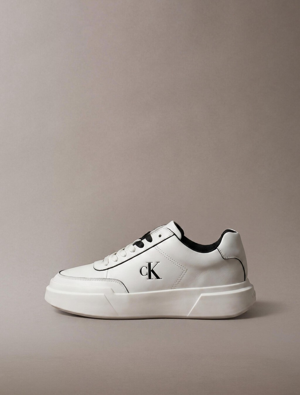 Leather Durable Traction Chunky Trainers, Marshmallow/Black, hi-res