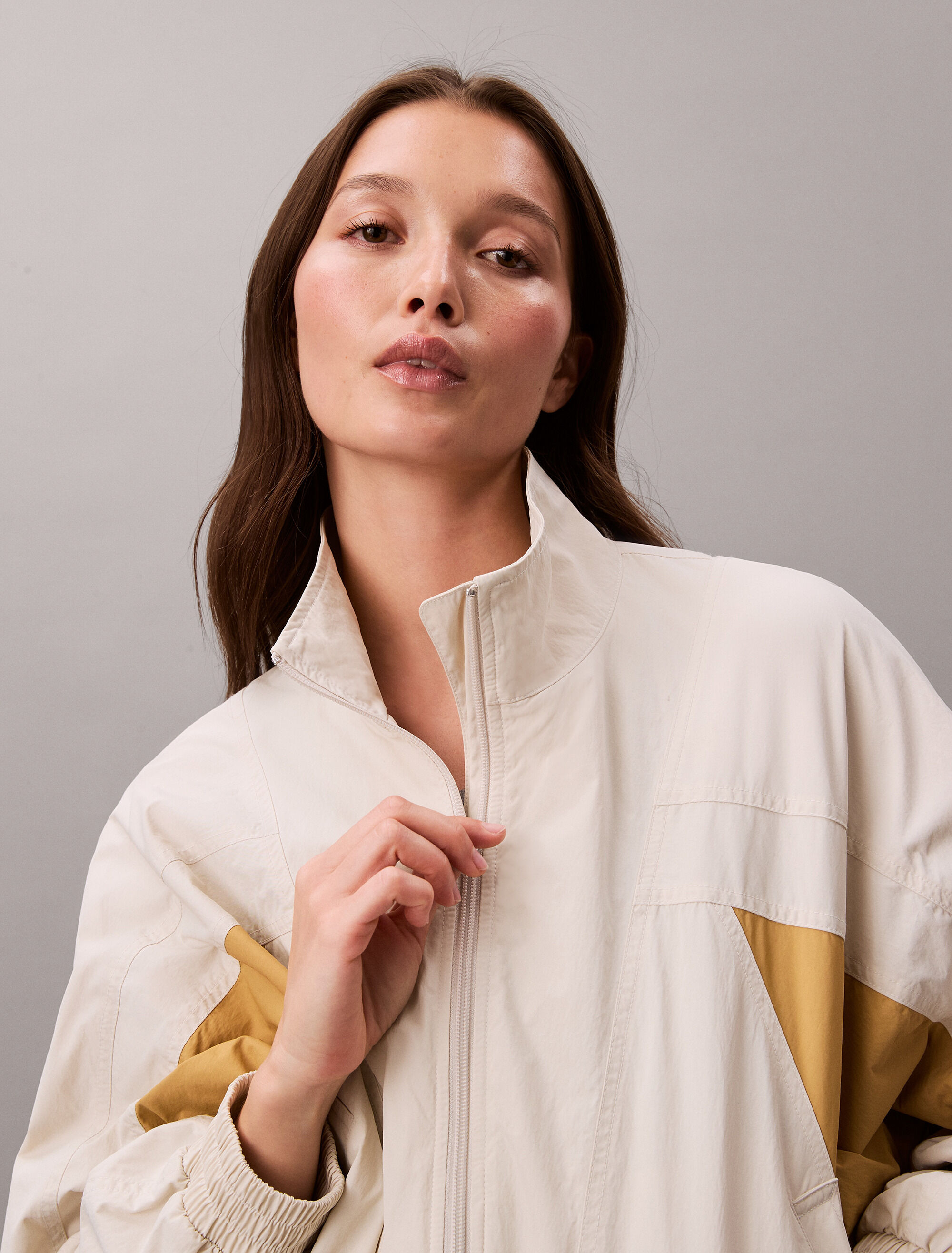 ミュージシャン Perfume closet COLOR BLOCK NYLON JACKET Cropped Colour Block Nylon Jacket | brown | Calvin Klein Taiwan