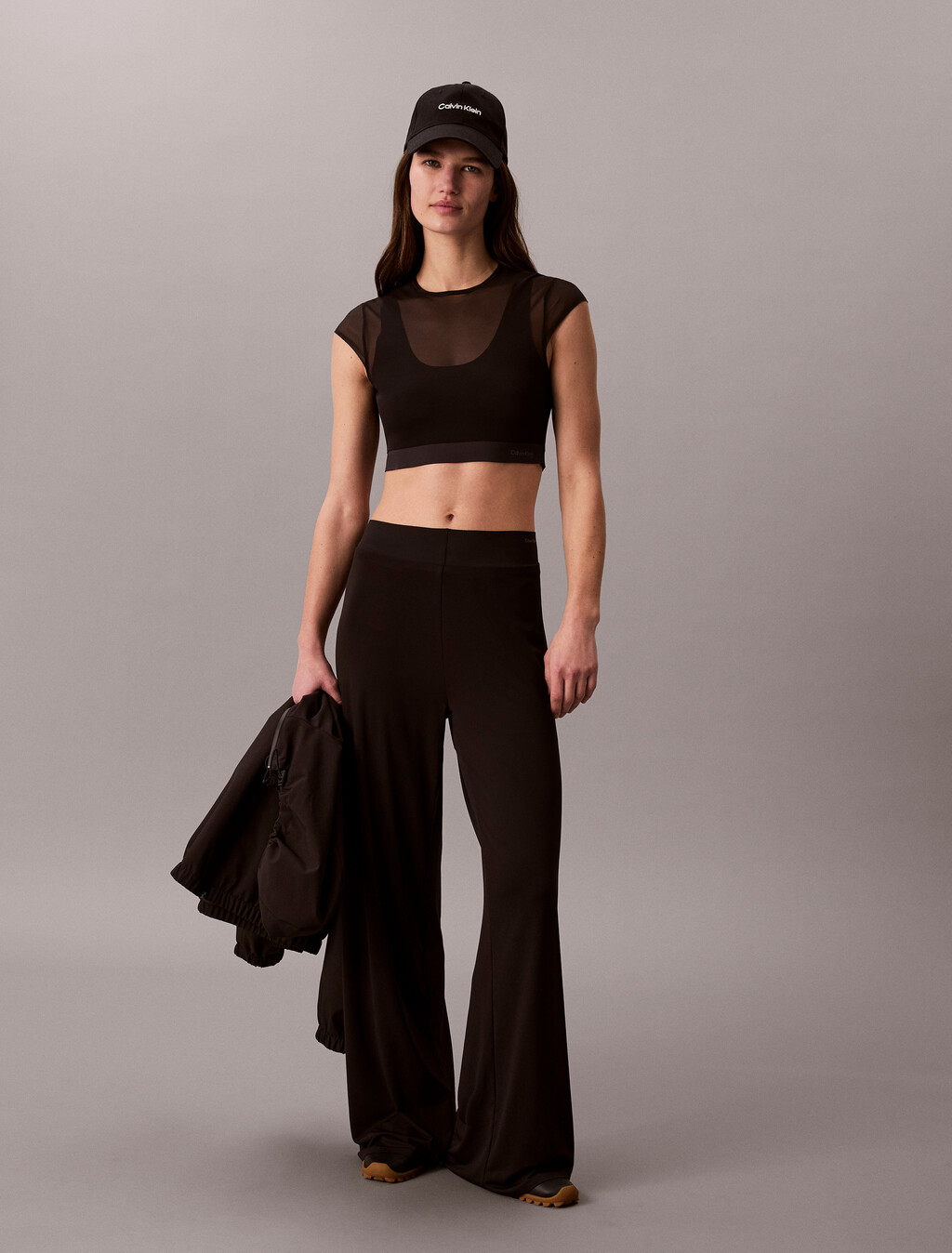 短版功能性網紗運動胸罩上衣, Black, hi-res