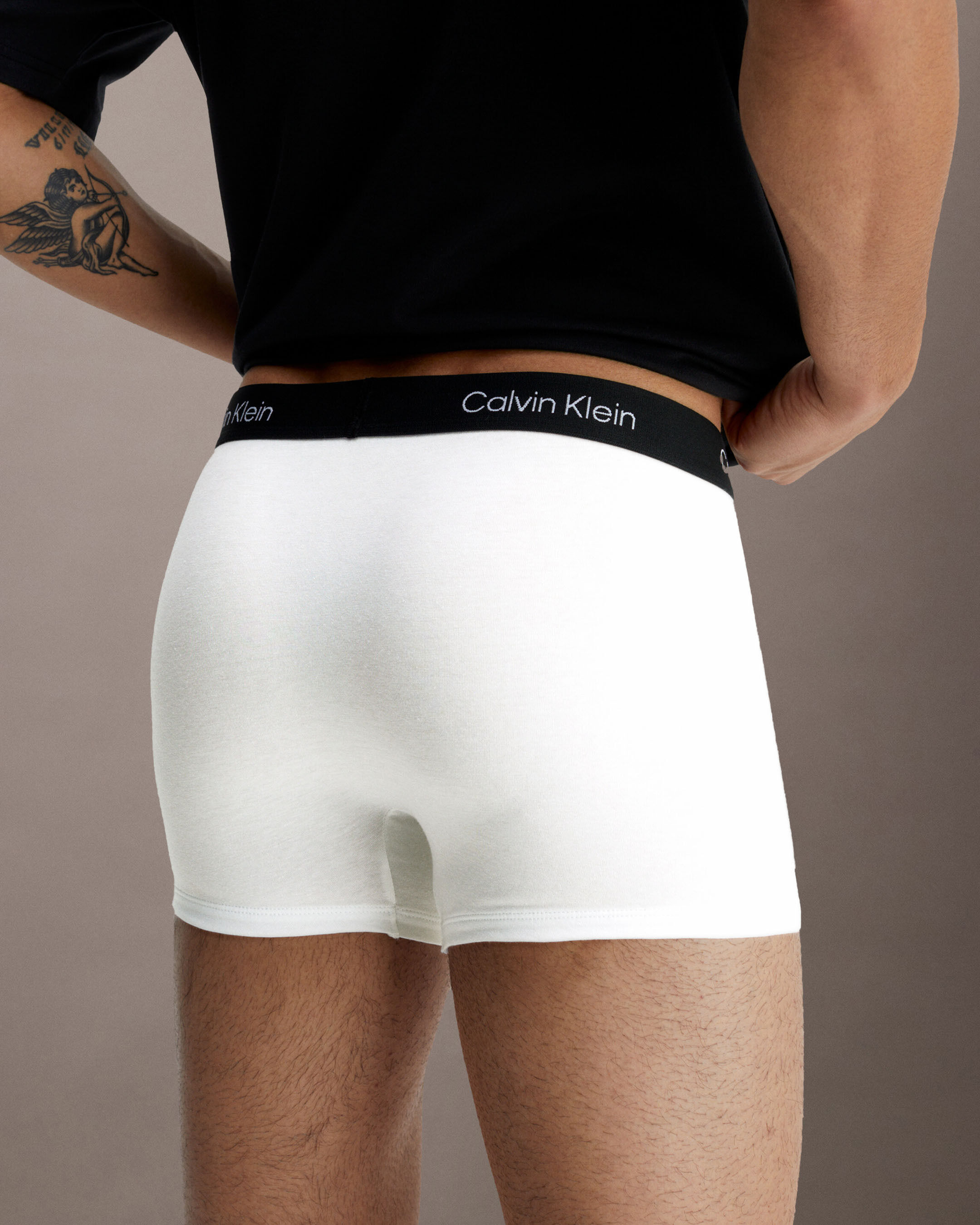 Calvin klein top white trunks
