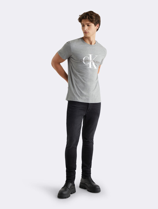 Distressed Body Skinny Jeans
