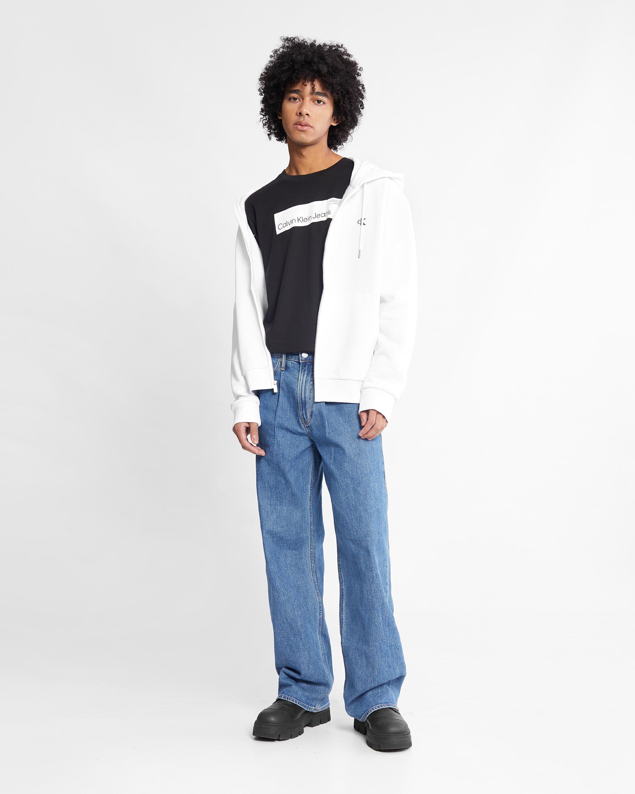Calvin klein relaxed fit jeans mens deals