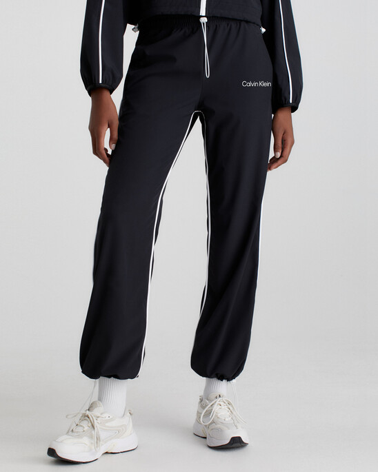 Relaxed Parachute Pants