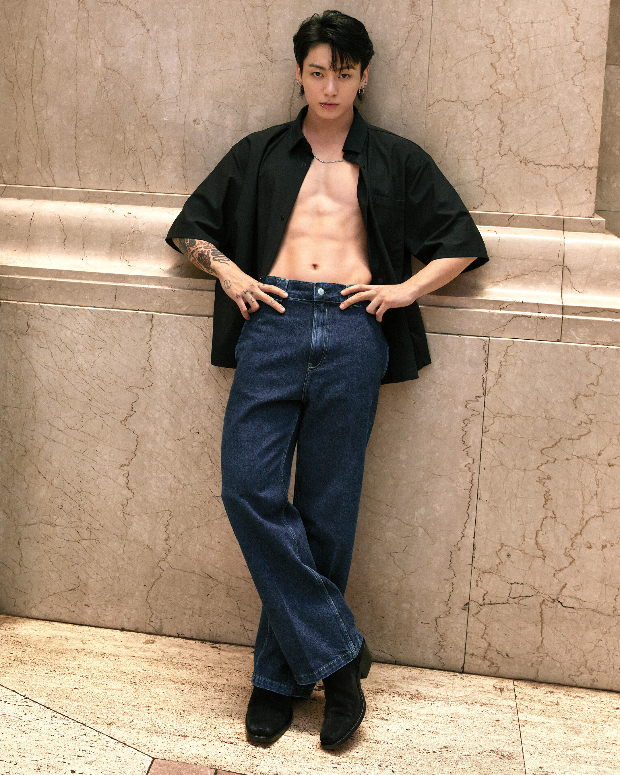 Calvin klein hotsell jeans black shirt