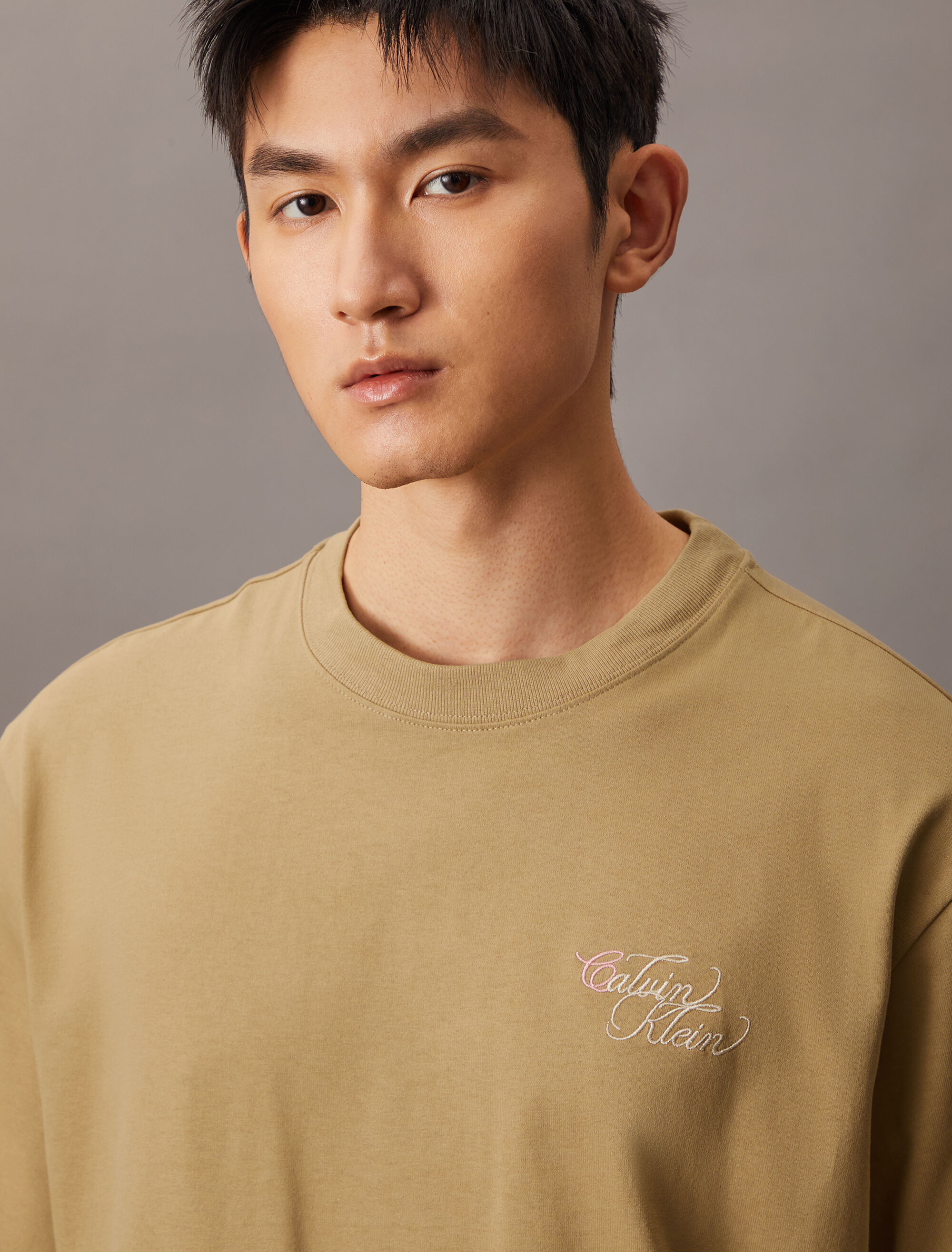 Tシャツ・カットソー THE LATEST SS25 'Terry' T-shirt (TLW04000T0195ABTP T0170) FORGET NEVER フォーゲットネバー 半袖 Tシャツ メンズ バック