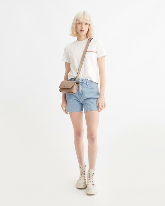 MINIMAL MONOGRAM 翻蓋紋理斜肩包