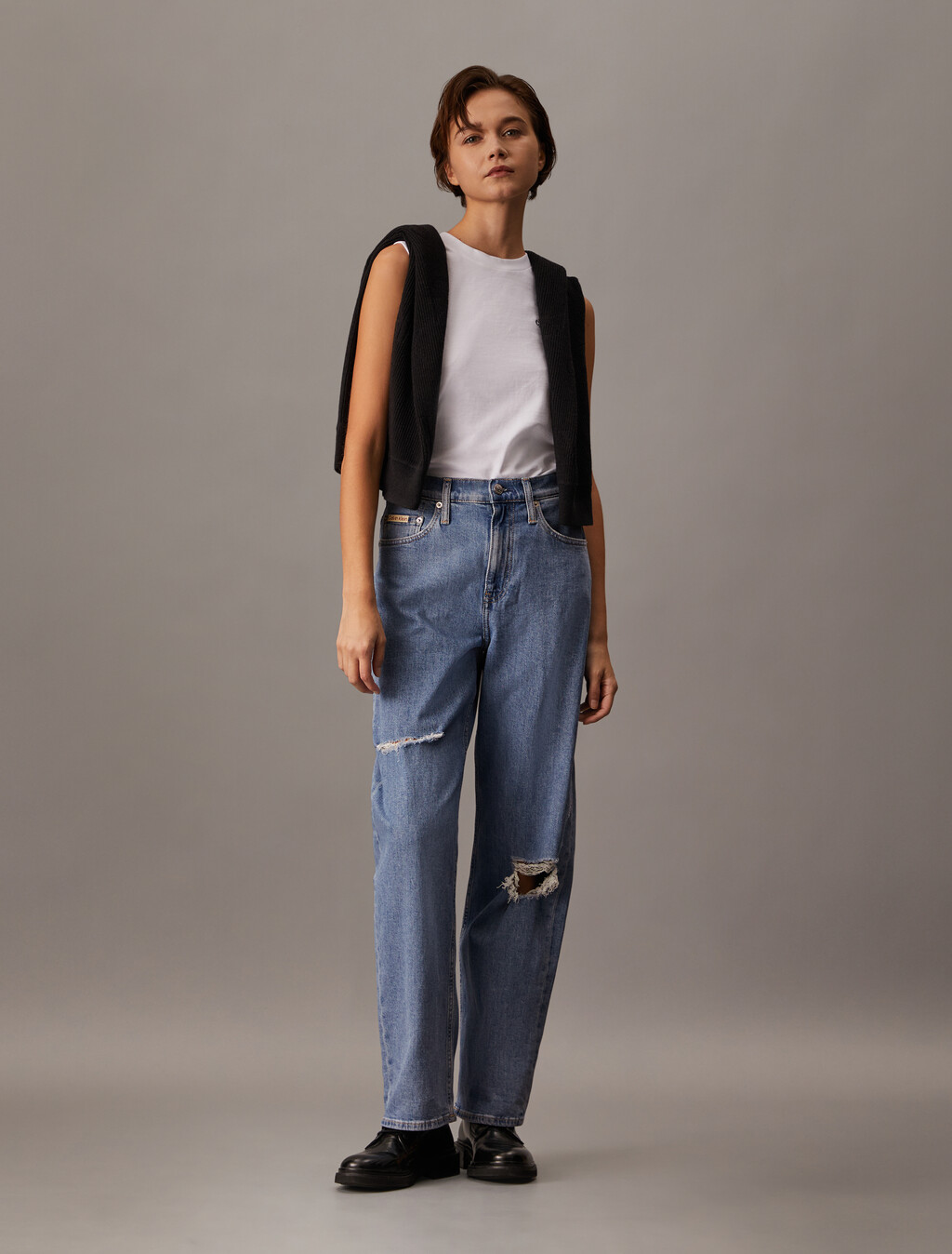 Sustainable Distressed High Rise Loose Jeans, Denim Light, hi-res
