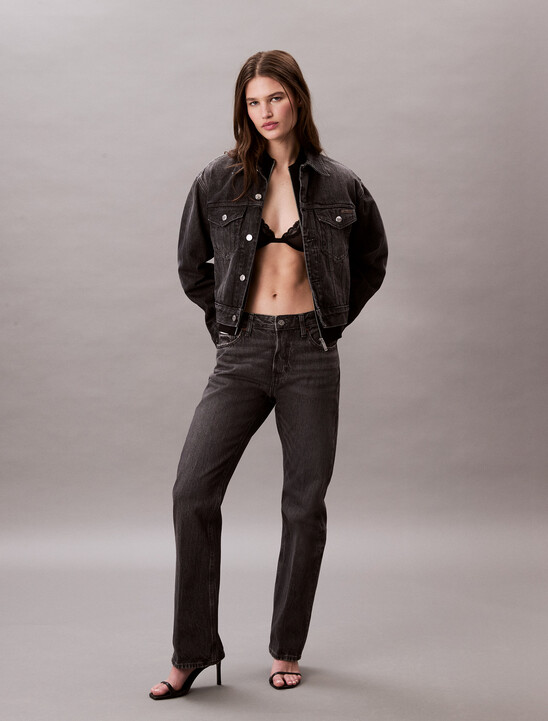 寬鬆喇叭牛仔褲