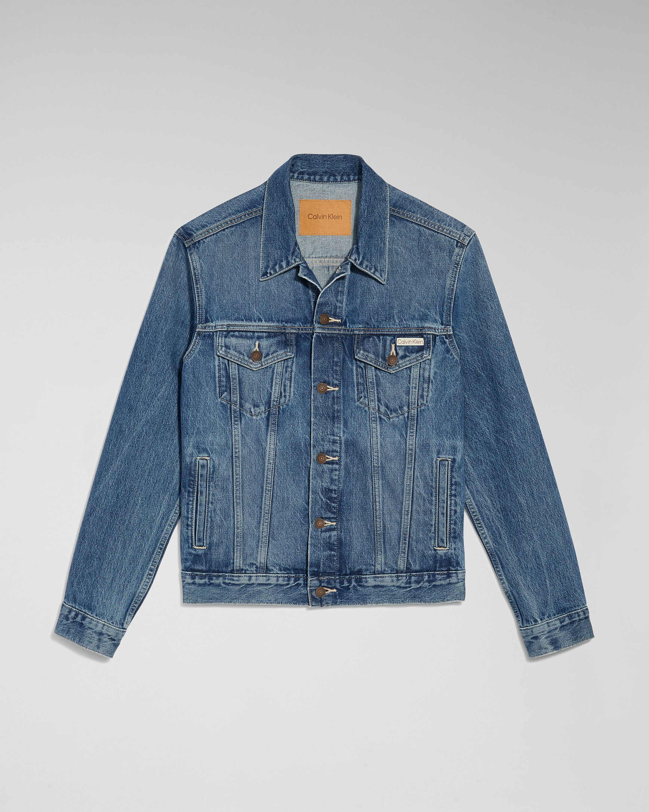 Denim trucker jacket calvin klein on sale