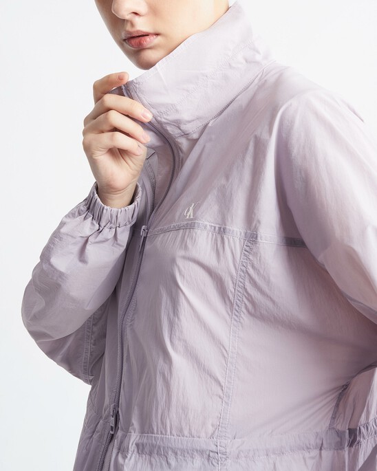 MODERN WORKWEAR 超輕風衣