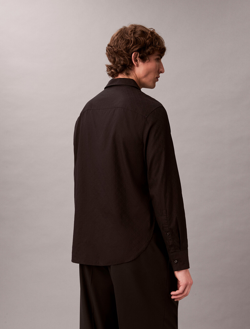 Emblem Jacquard Easy Shirt, Black, hi-res