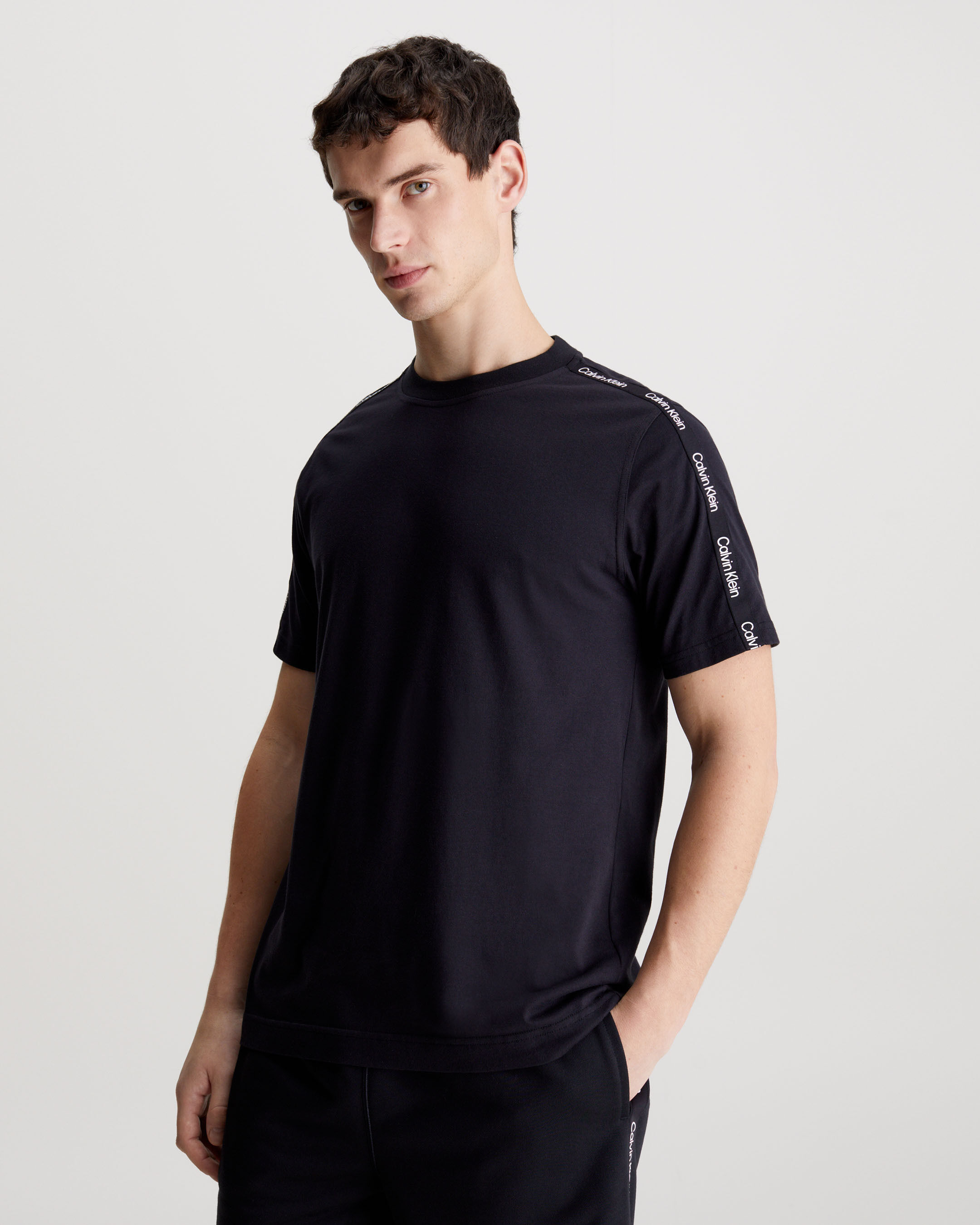 Calvin klein gym top hotsell