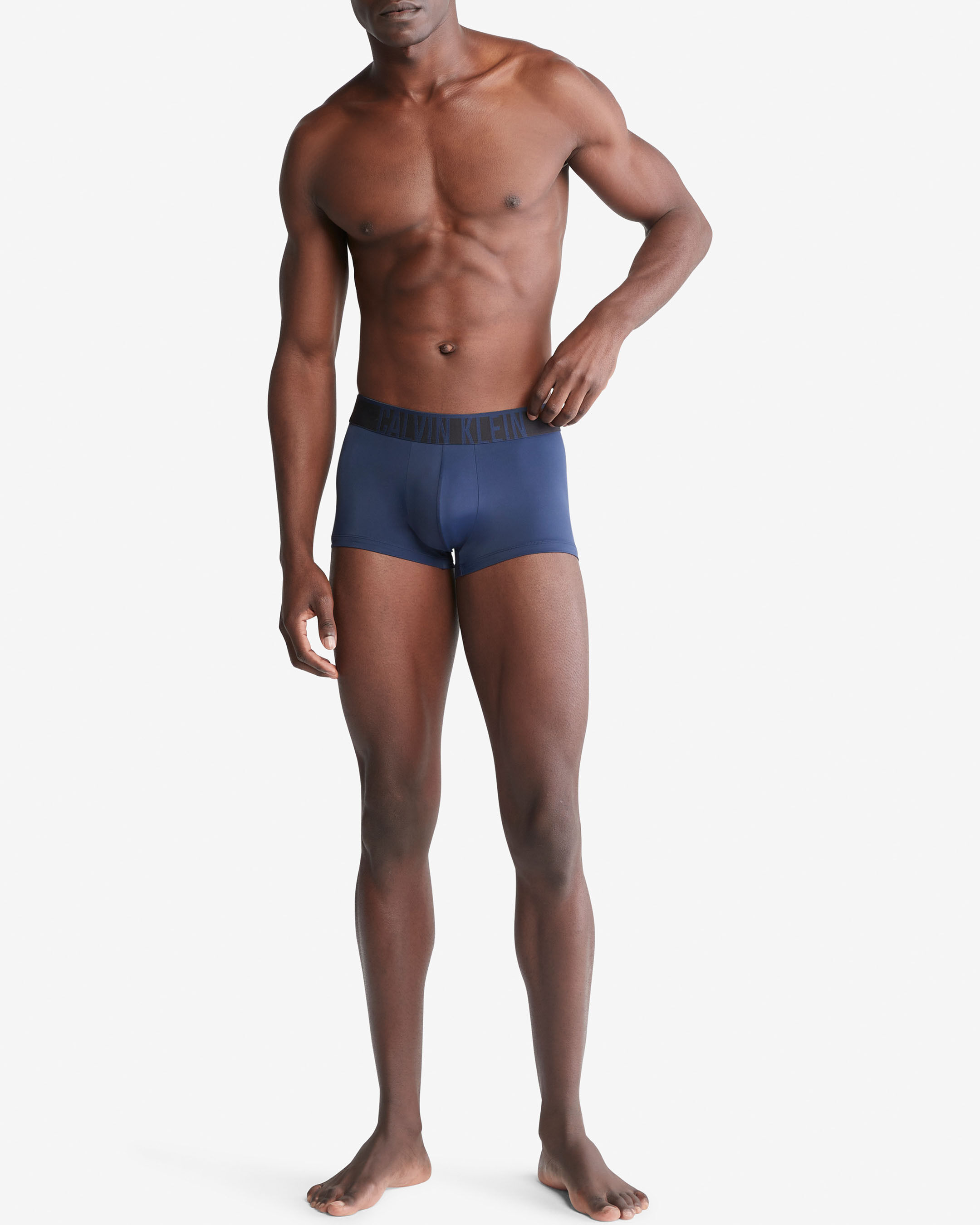 Calvin klein monogram trunk store