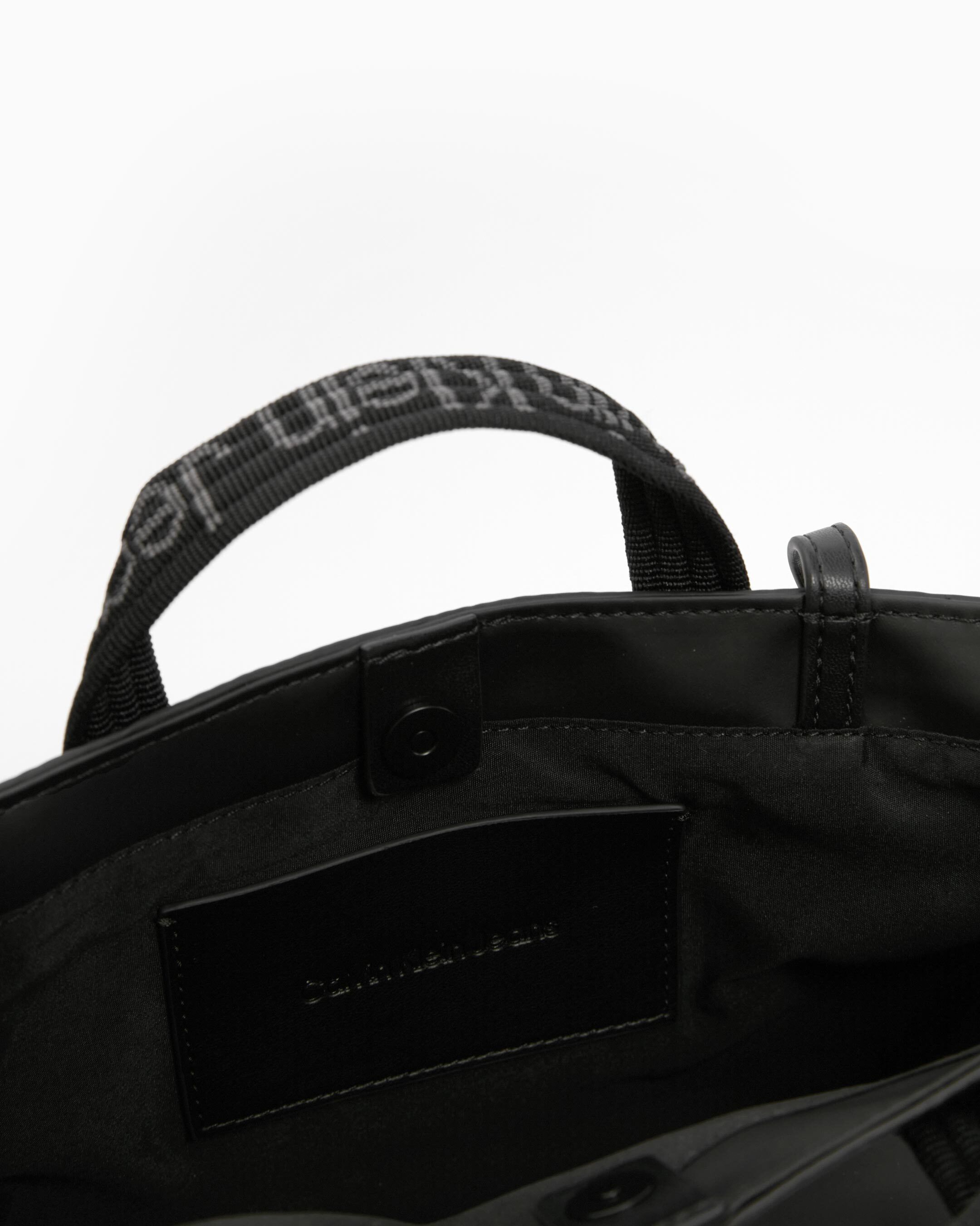 Calvin klein extended crossbody hotsell