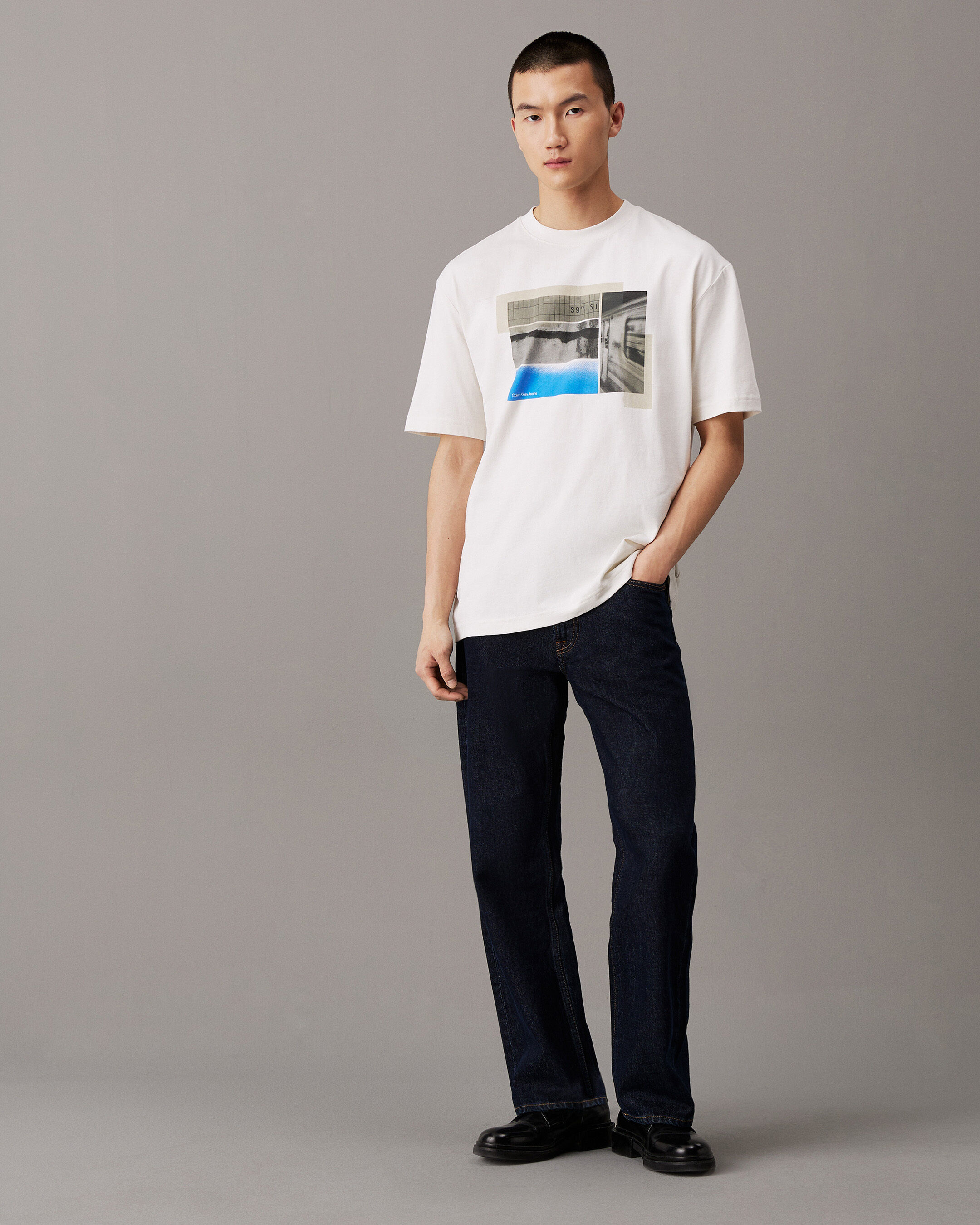 Relaxed Photo Print T-shirt | natural | Calvin Klein Taiwan